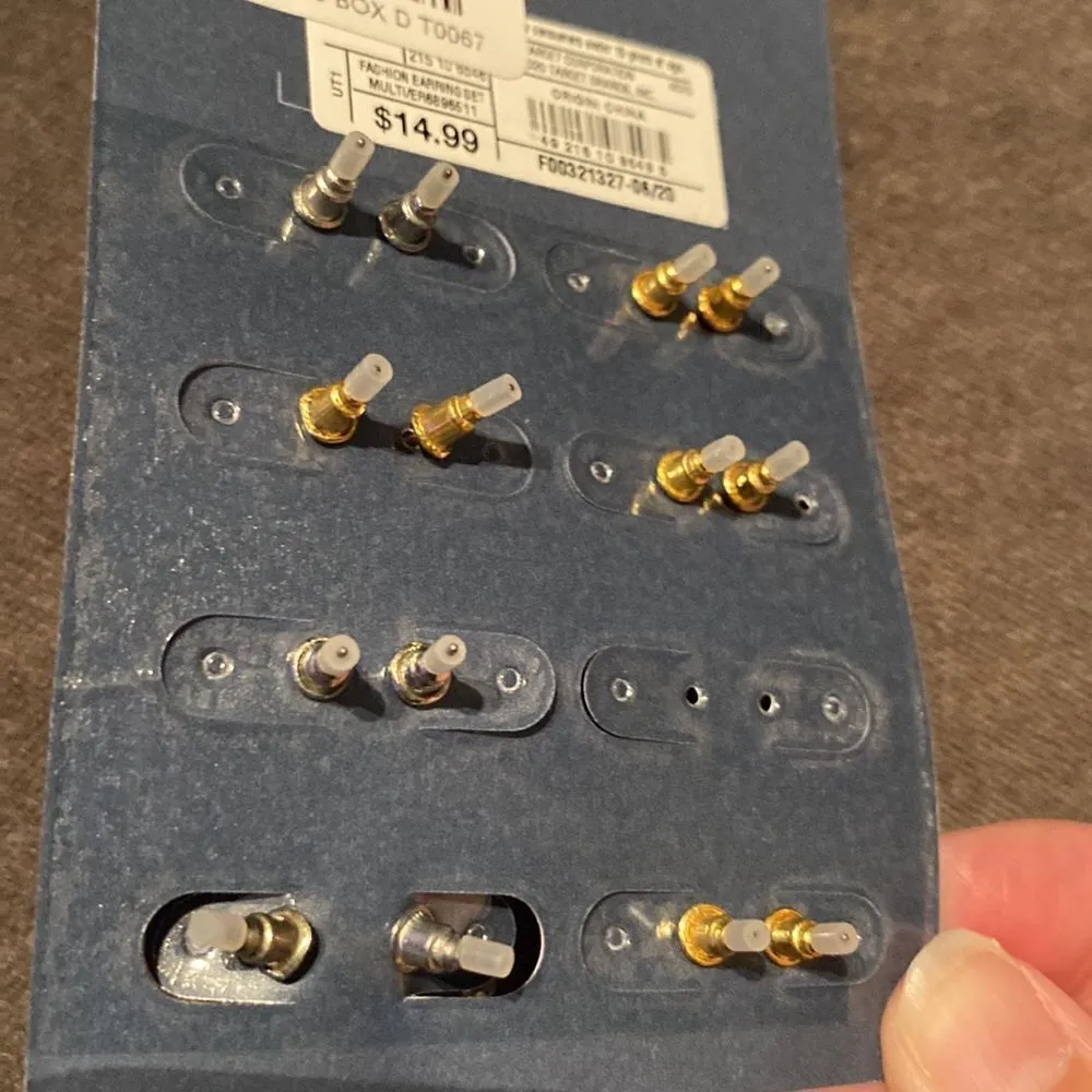 Women’s Universal Thread Necklace & Earrings Bundle One Size NWT - Image 8