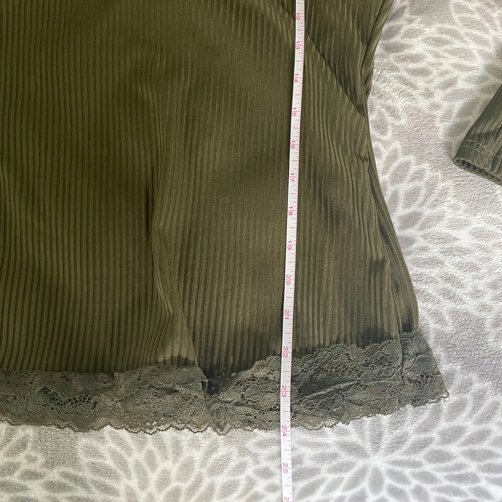 Ribbed Lace Trim Long Sleeve‎ Shirt Small Olive Green Scoop Neck Casual Everyday - Image 7