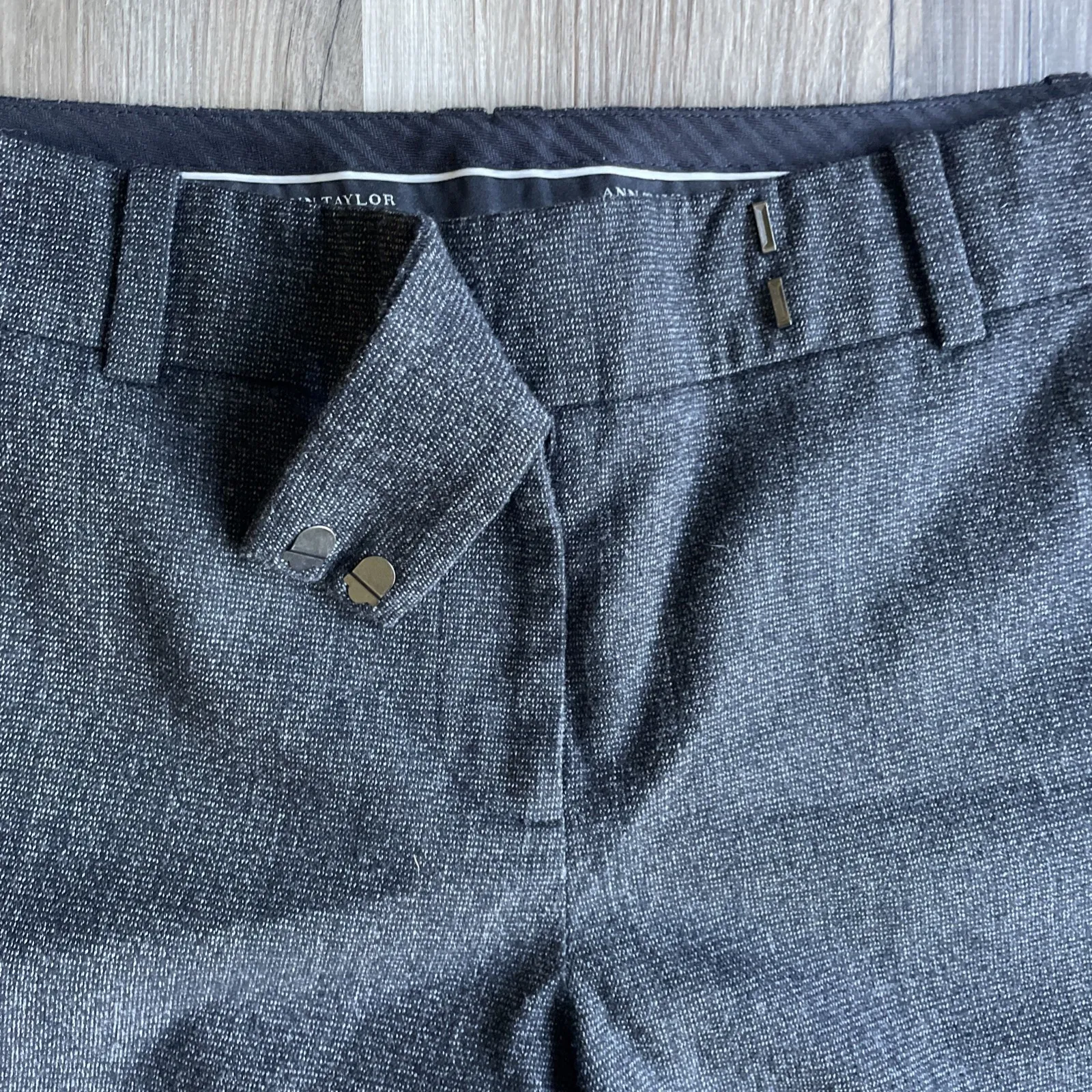 Ann Taylor Women's 10 Dark Gray Wool Blend Wide Leg Dress Pants Lined Mid Rise‎ - Image 2