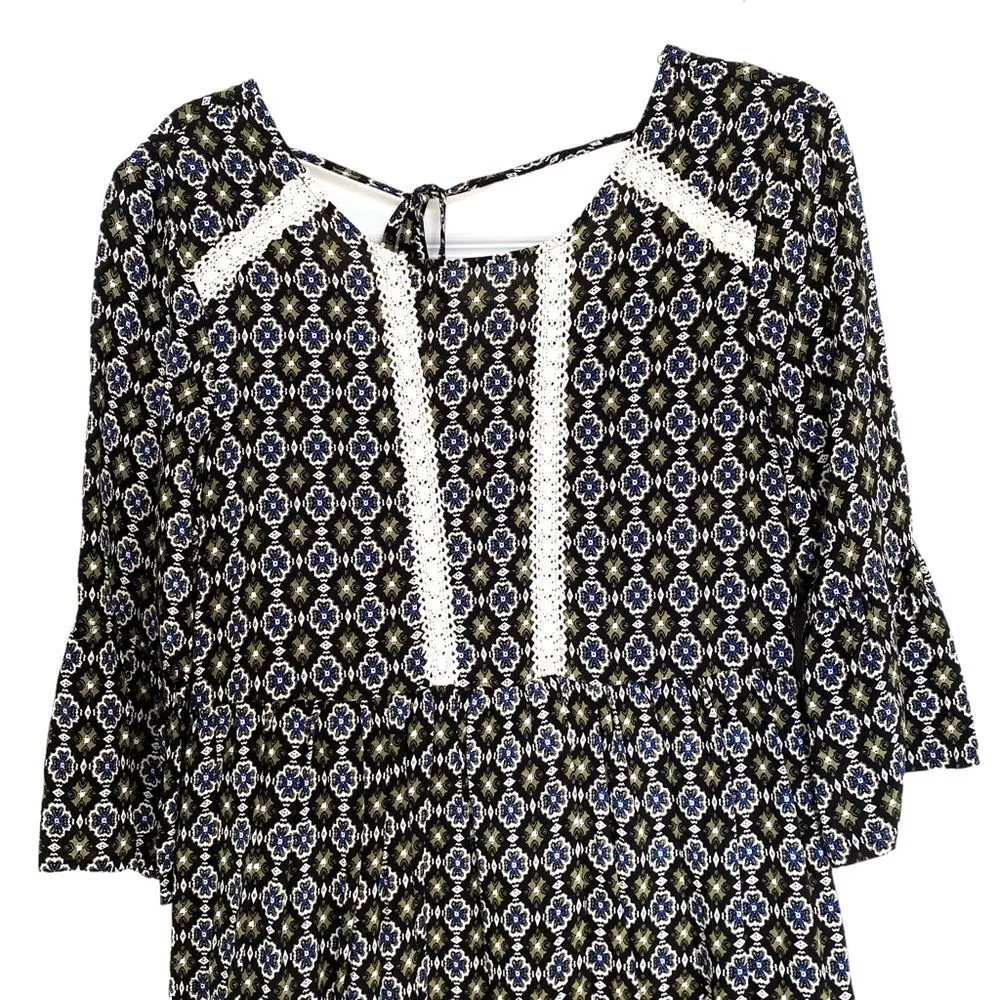 UO Los Angeles Green Lace Bohemian Mini Sleeved Embroidered Dress Size Medium - Image 4