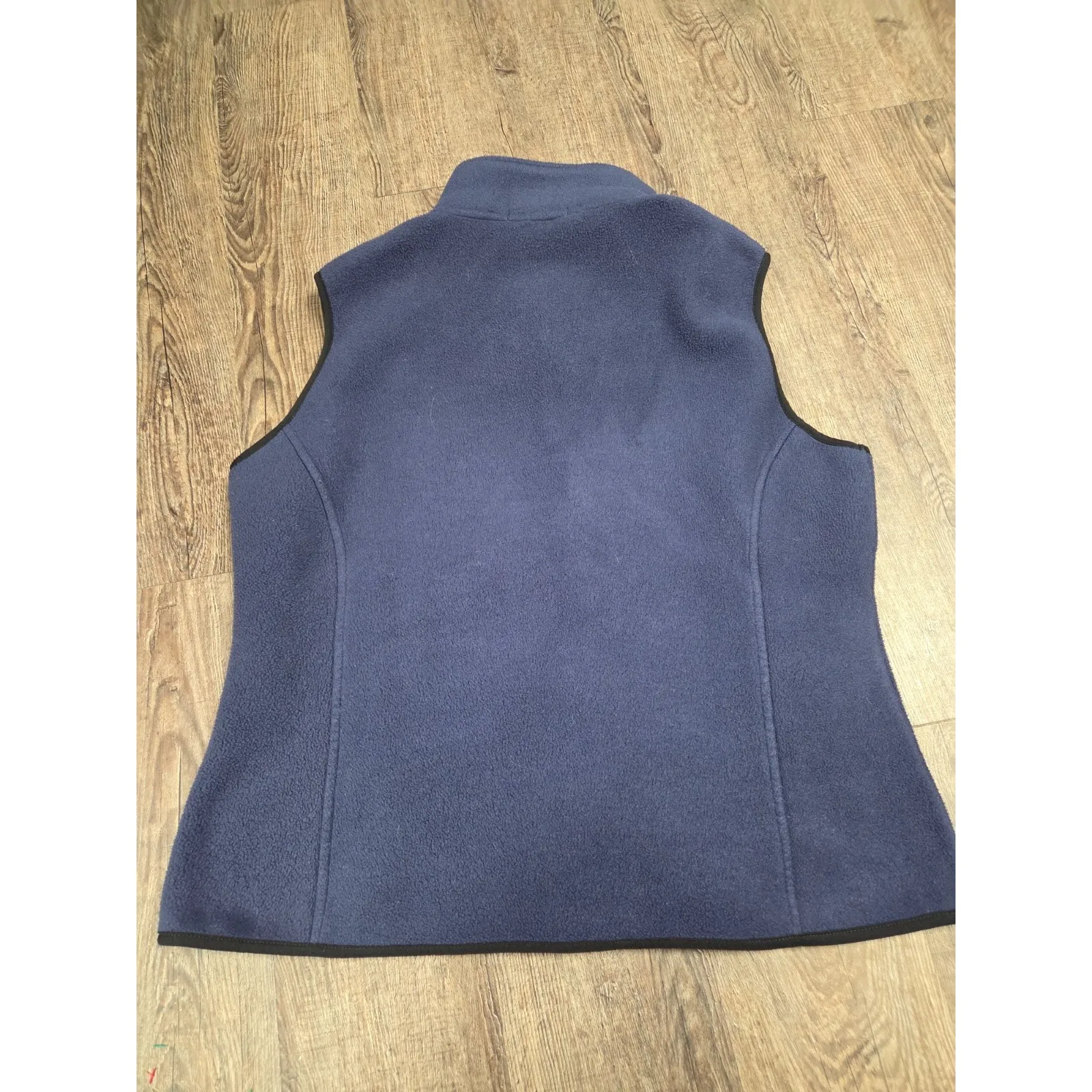 USI University of Southern Indiana Eagles Women's Navy Blue Fleece Vest Large - Image 5