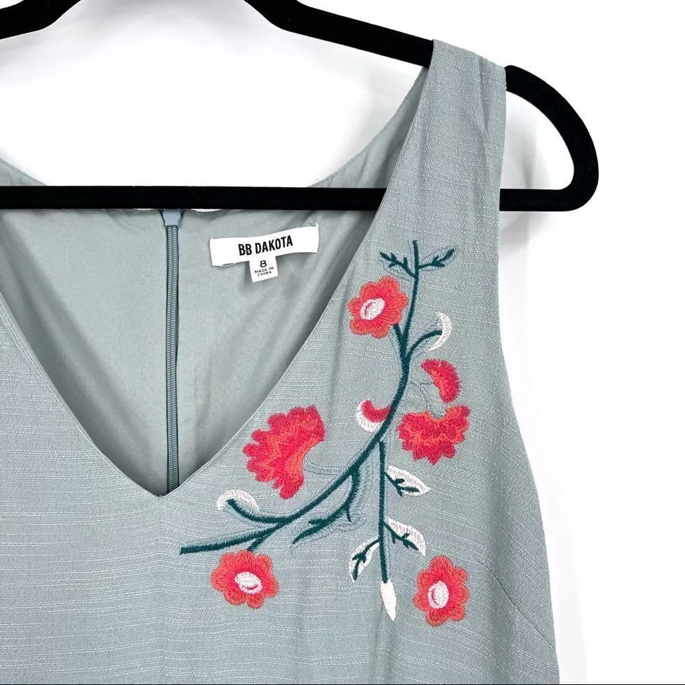 NWT BB Dakota Tullie Embriodered Textured Dress Size 8‎ - Image 4