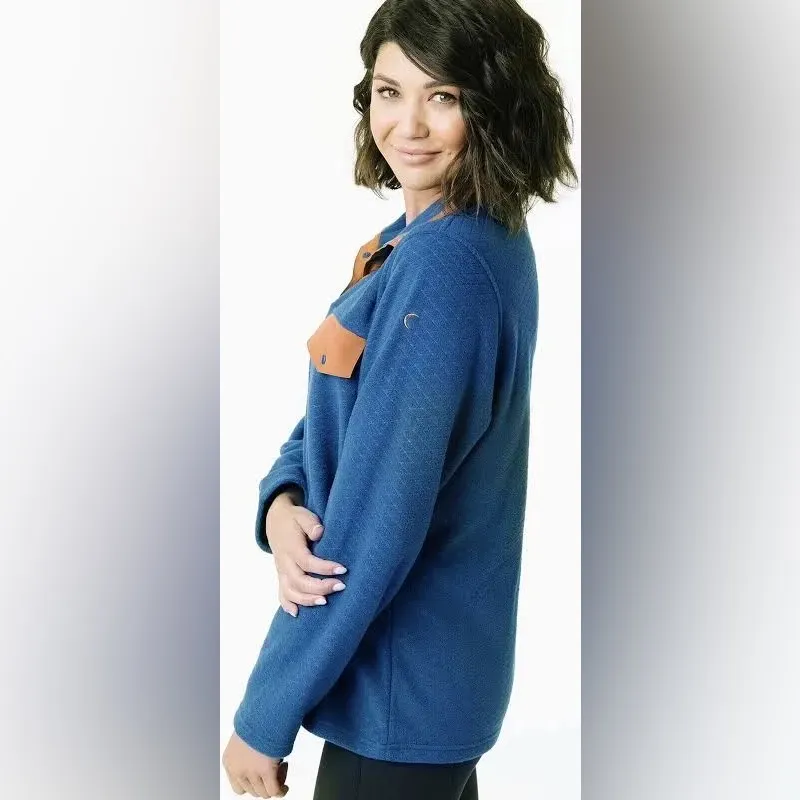 ZYIA Wicked Teal Quilted pocket pullover‎ Size Large - Image 2