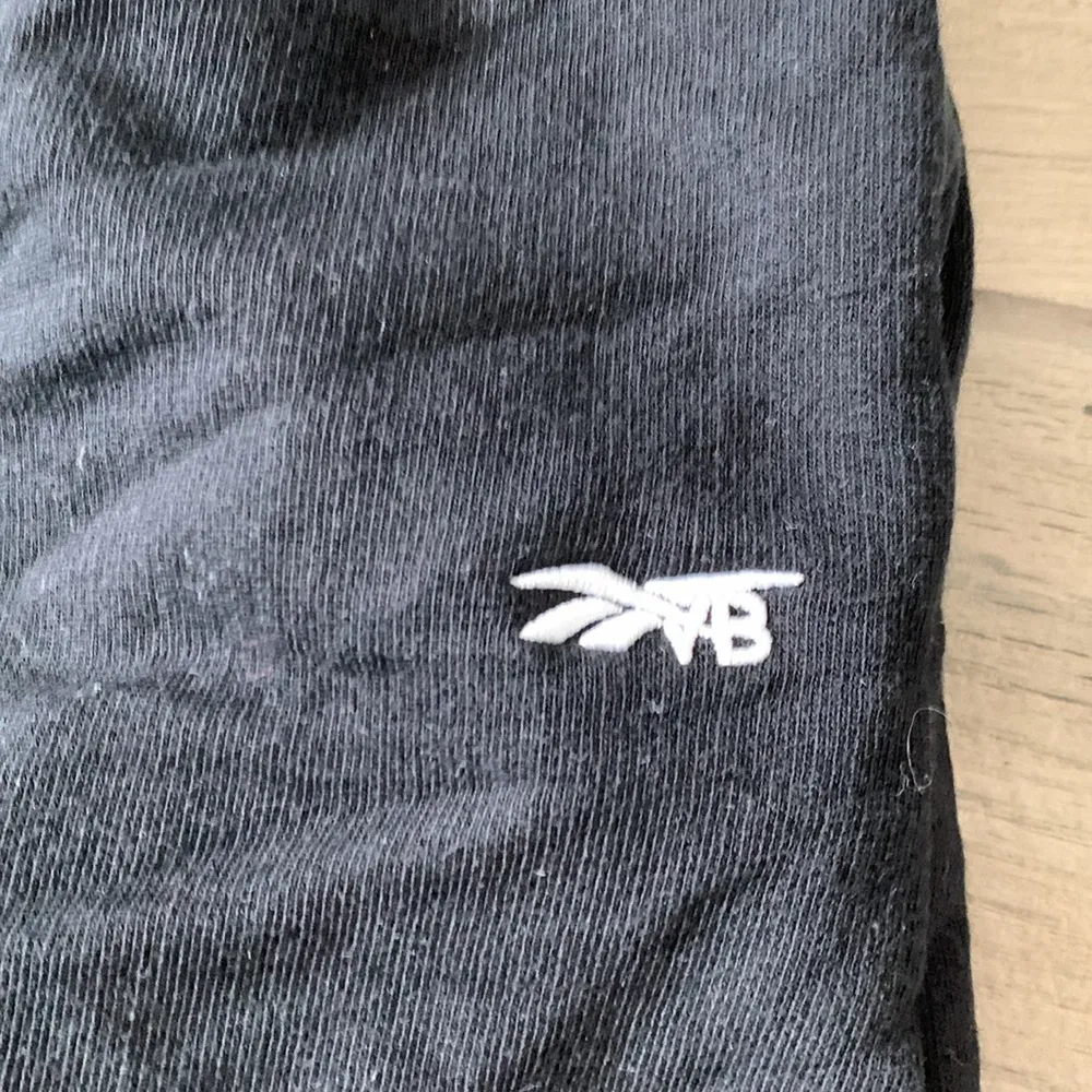 Reebok black sweatpants - Image 2