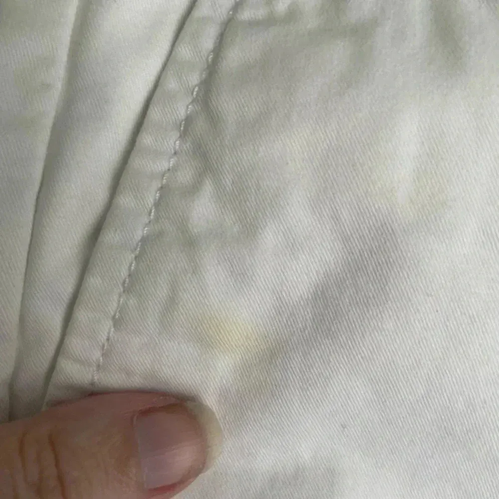 Tommy Hilfiger  White‎ Khaki Shorts Size 2 Super Cute! - Image 3