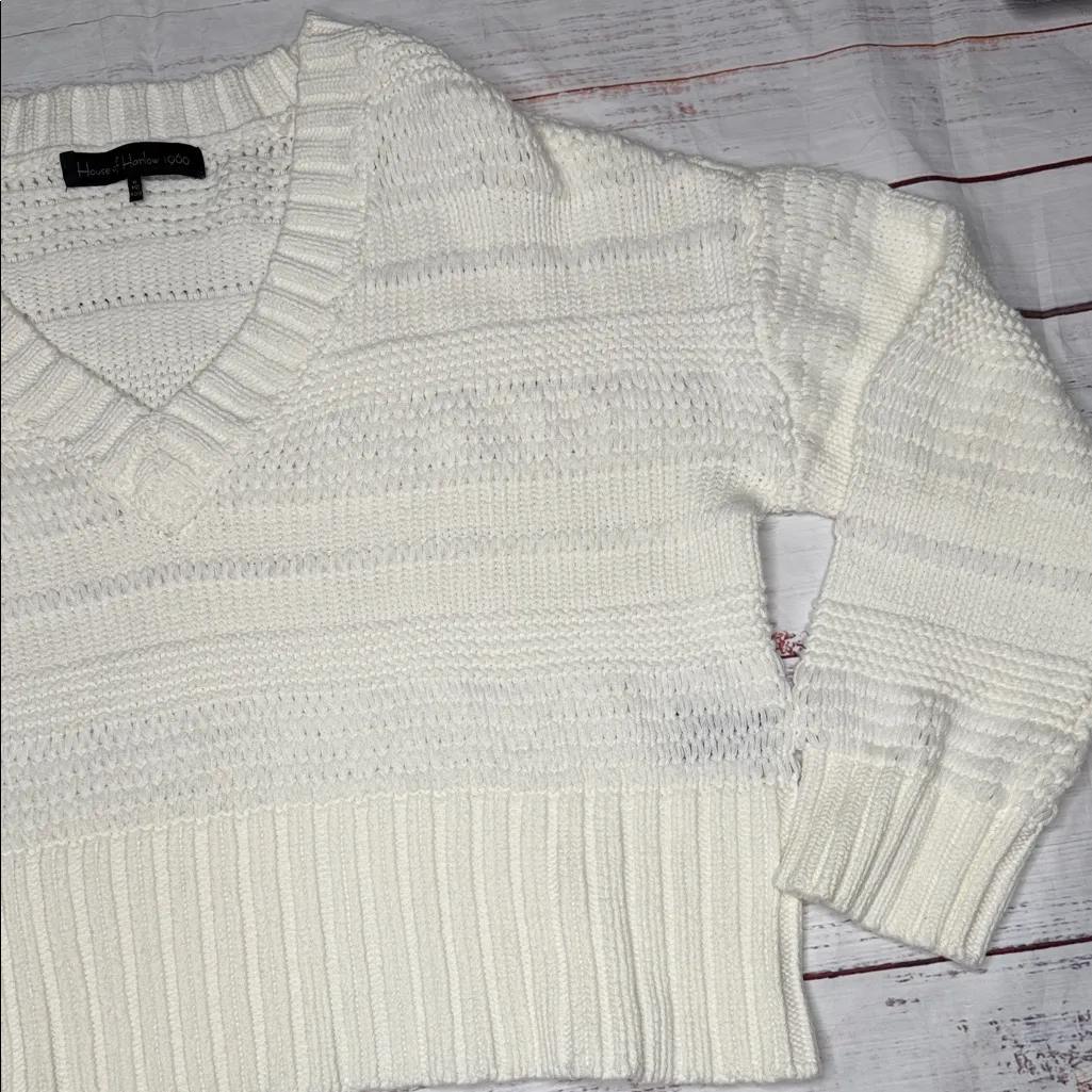 House of Harlow 1960 Cream V - Image 4