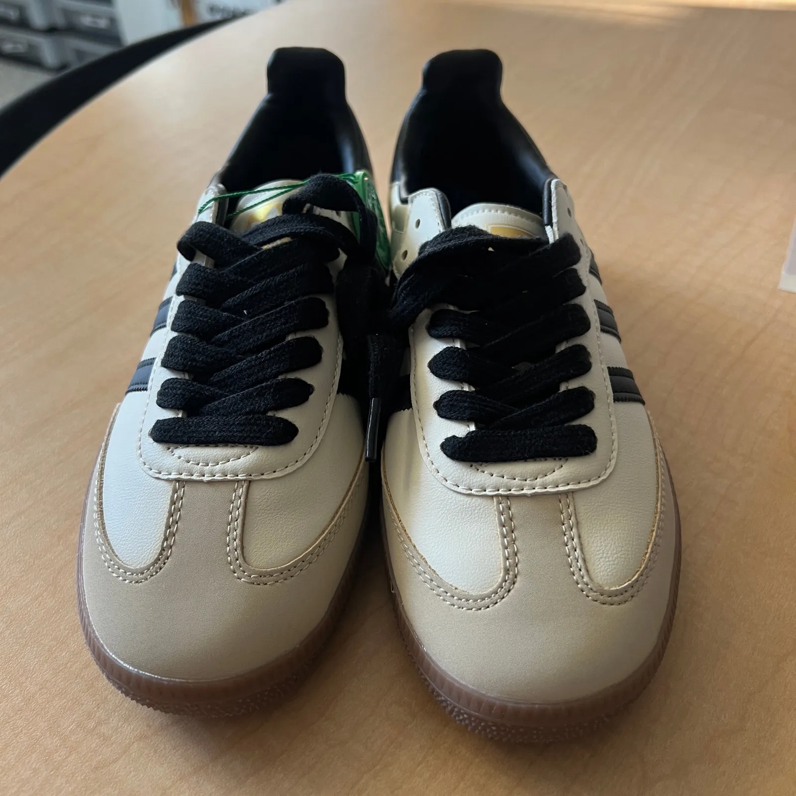 NWT Adidas Women SAMBA OG SHOES in Cream White / Core Black / Sand Strata 6.5 - Image 4