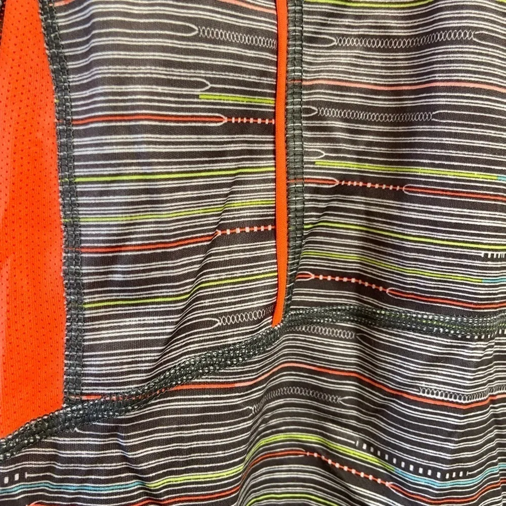 Fila running shirt xl women’s‎ orange and grey - Image 4