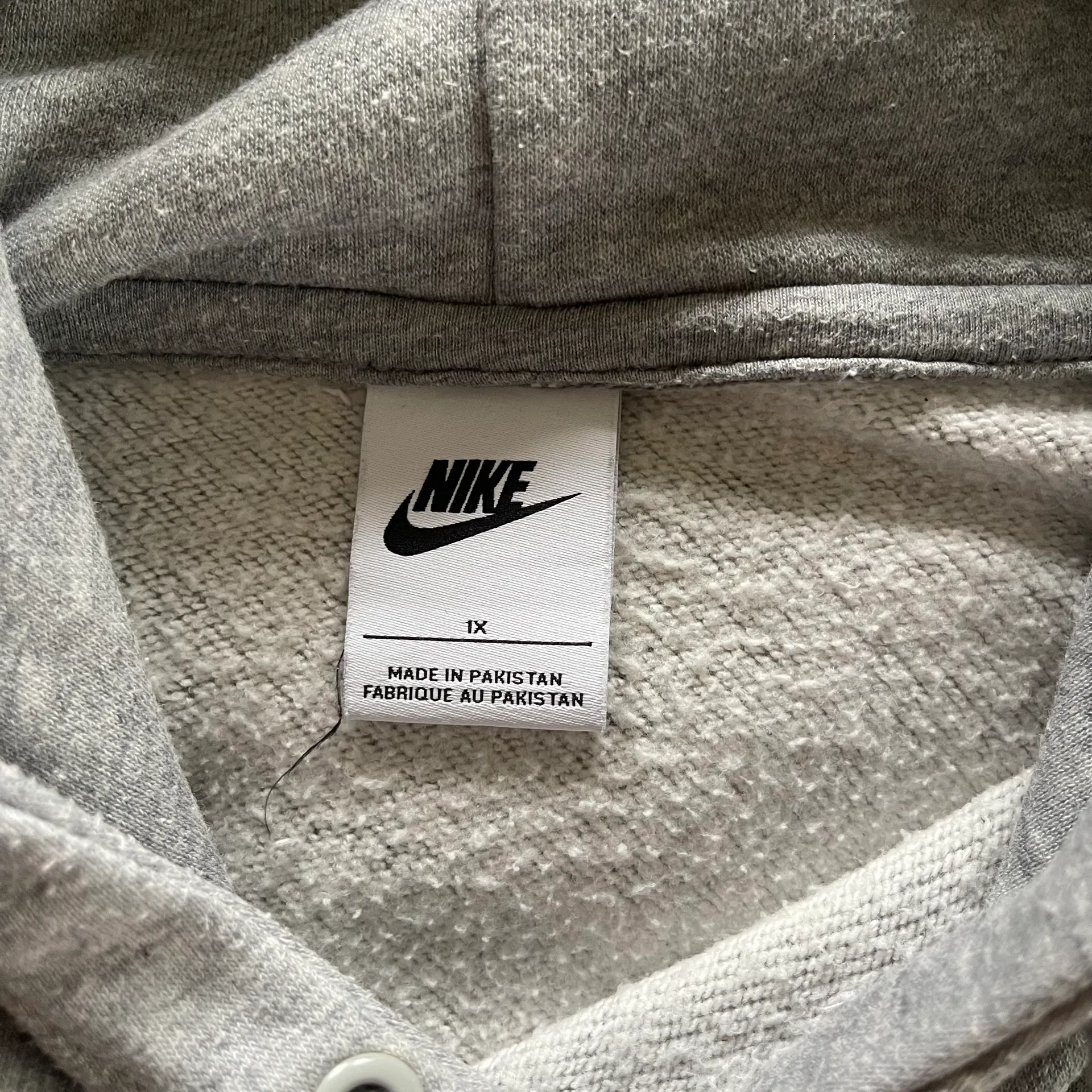 Sportswear Collection Essentials Women's Oversized Gray Fleece Hoodie - Image 5