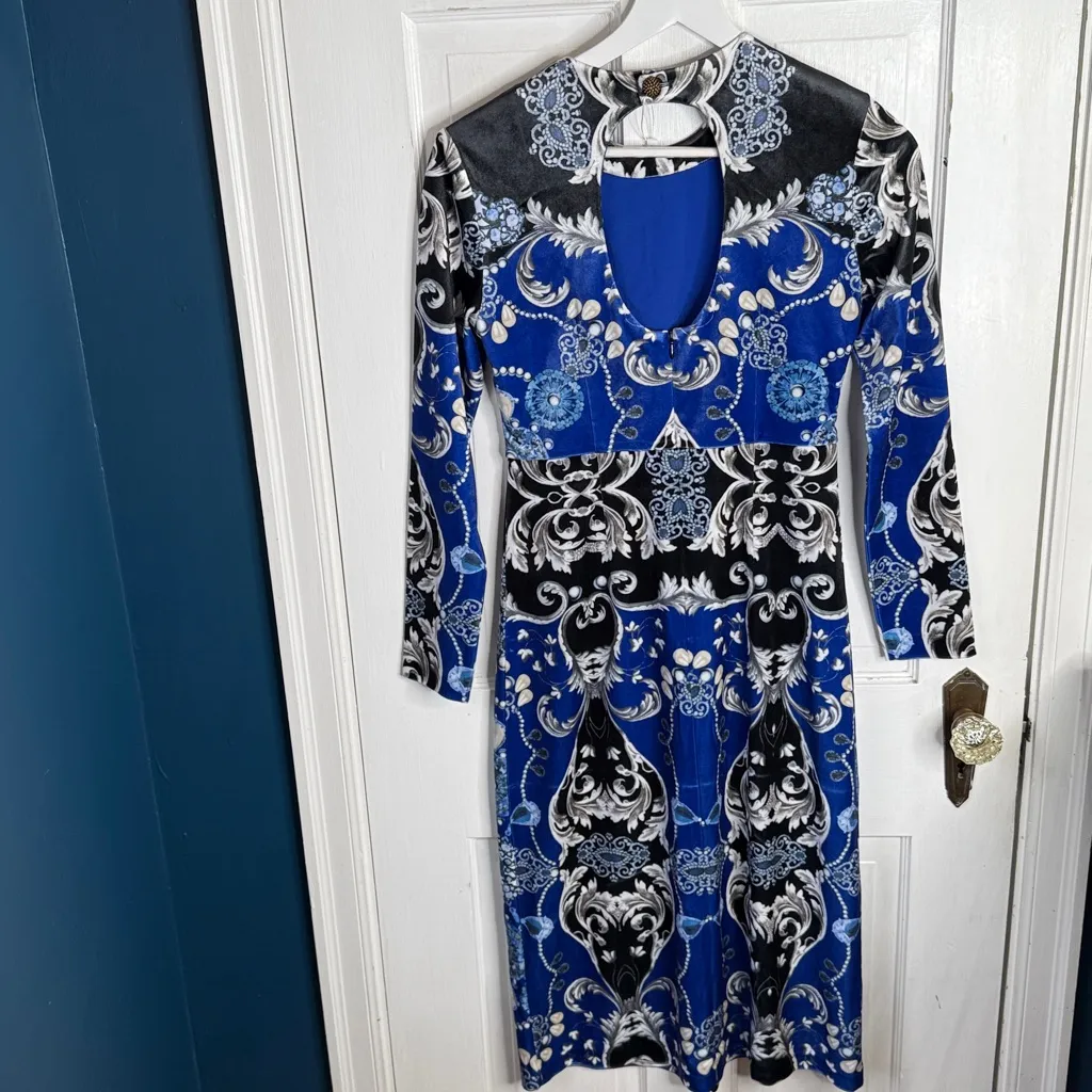 Tyler Boe Dana Velvet Patterned Sapphire Combo Midi Pencil Dress NEW W2014 Sz L Blue Size L - Image 6
