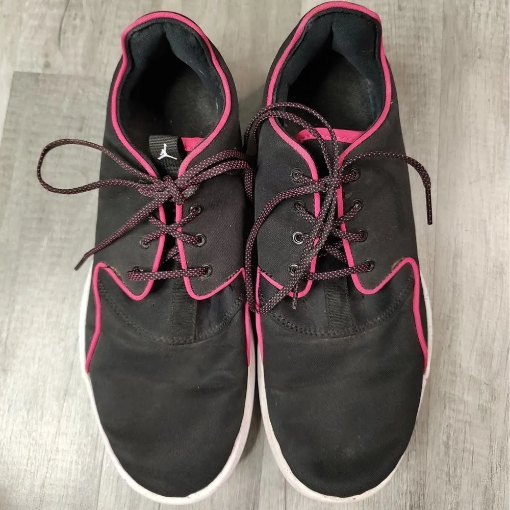 𝅺JORDAN ECLIPSE GG 724356-008 Black and Pink - Image 4