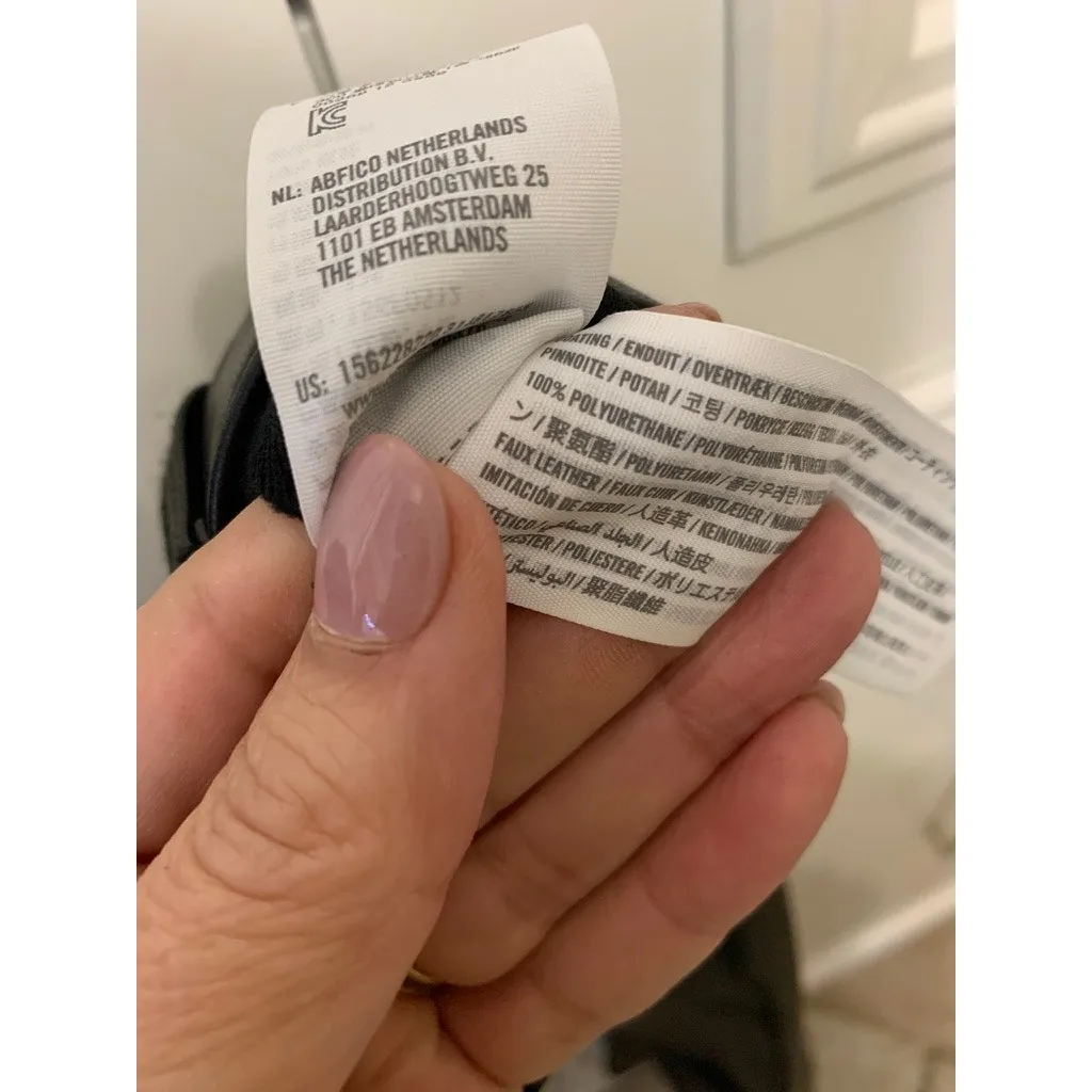 Abercrombie & Fitch‎ Women's Black High Rise Leather Straight Pants Size 14 - Image 5