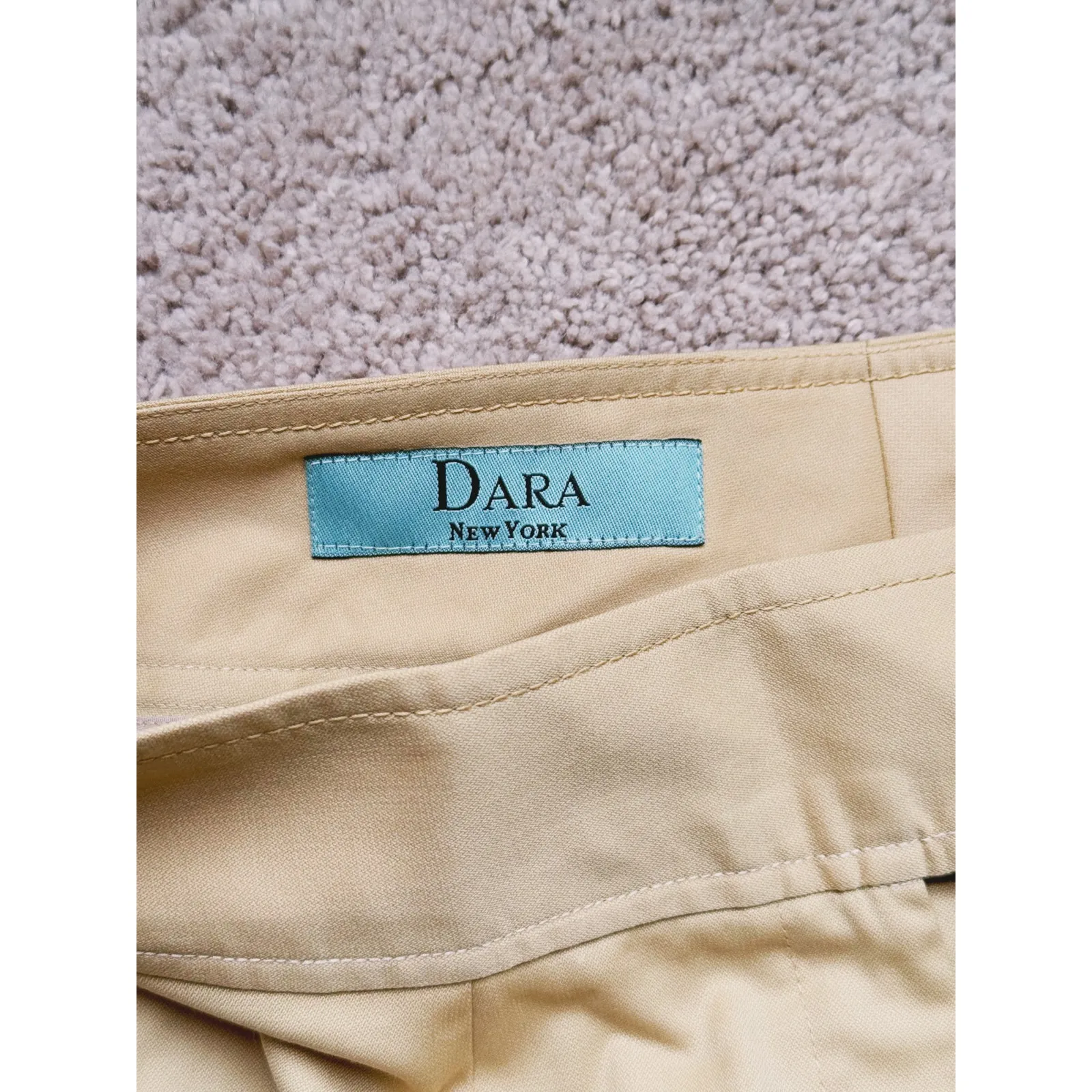 Dara Lamb Quiet Luxury Career Khaki Wide Leg Dress Pants 12 Beige Work Academia Tan - Image 4