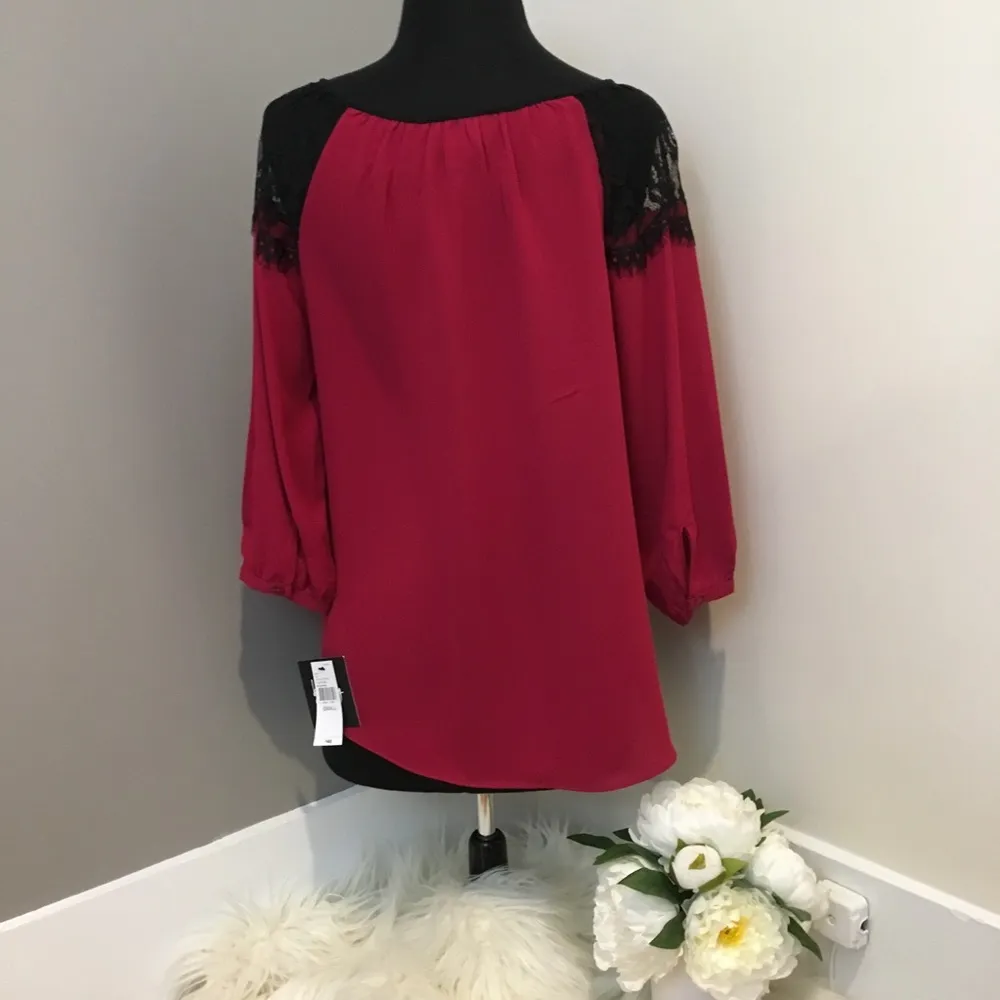 NWT Maroon/red blouse with lace - Image 3