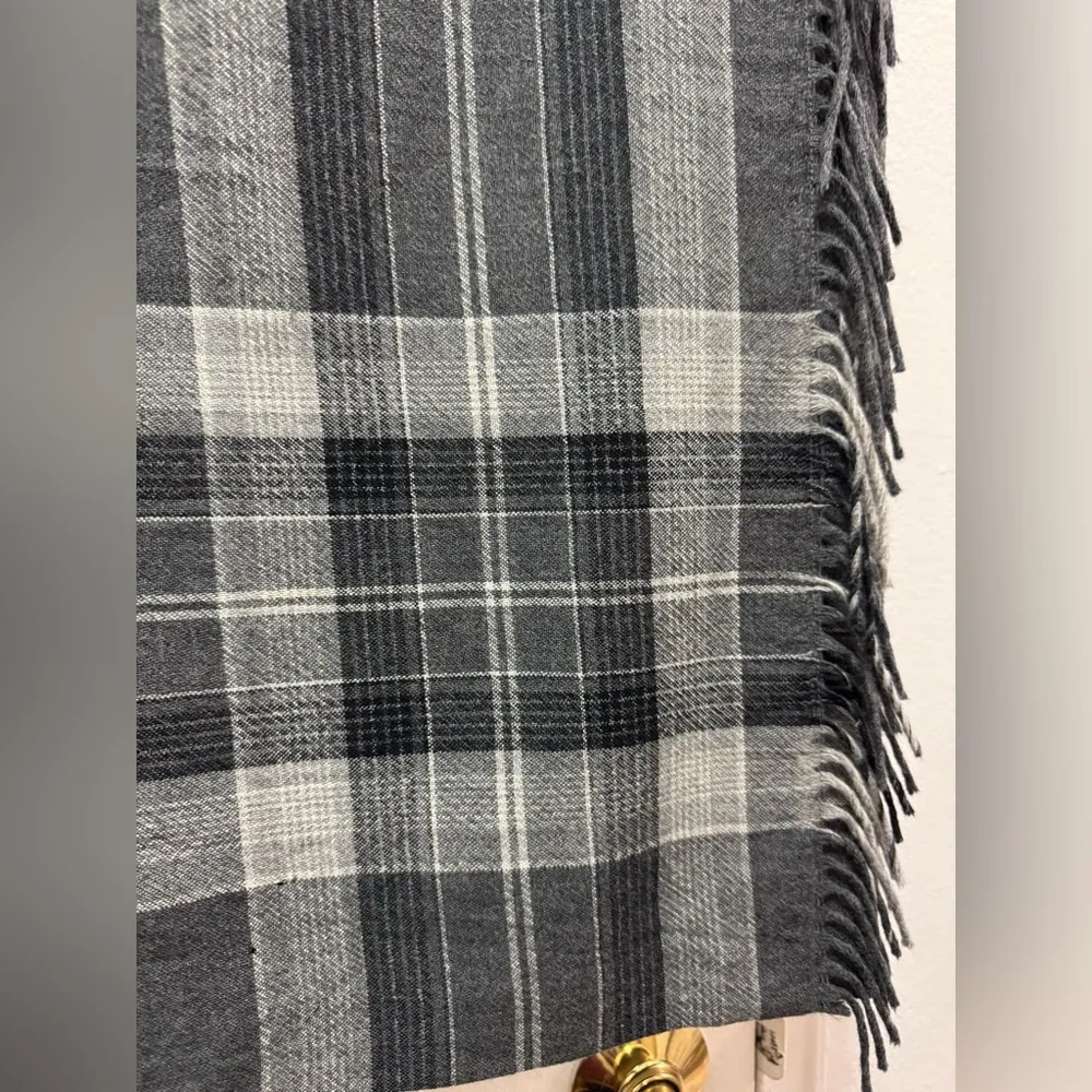 Vintage Talbots Fringe 100% Wool Wrap Midi Skirt Gray Plaid Sz 10 fits like US 6 - Image 2