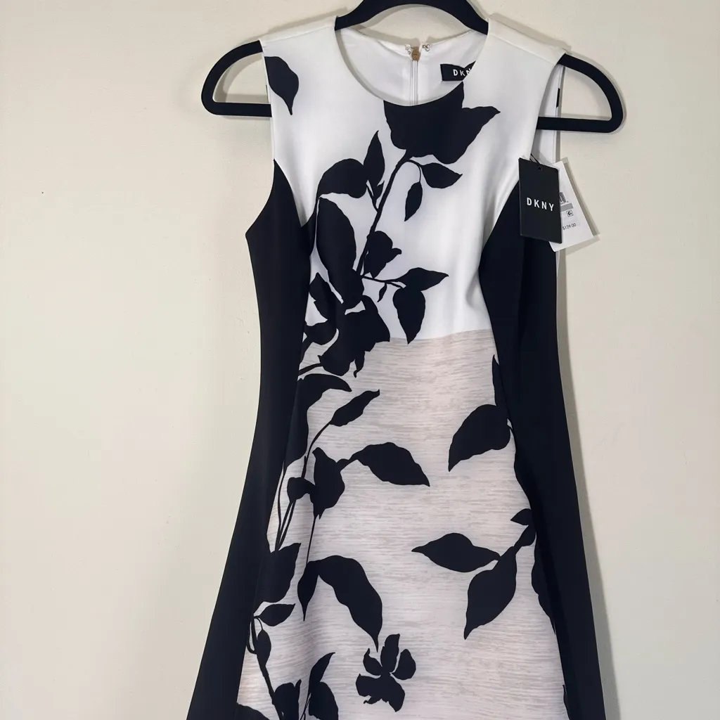 DKNY floral fit and flare color block dress size Xsmall NWT - Image 4