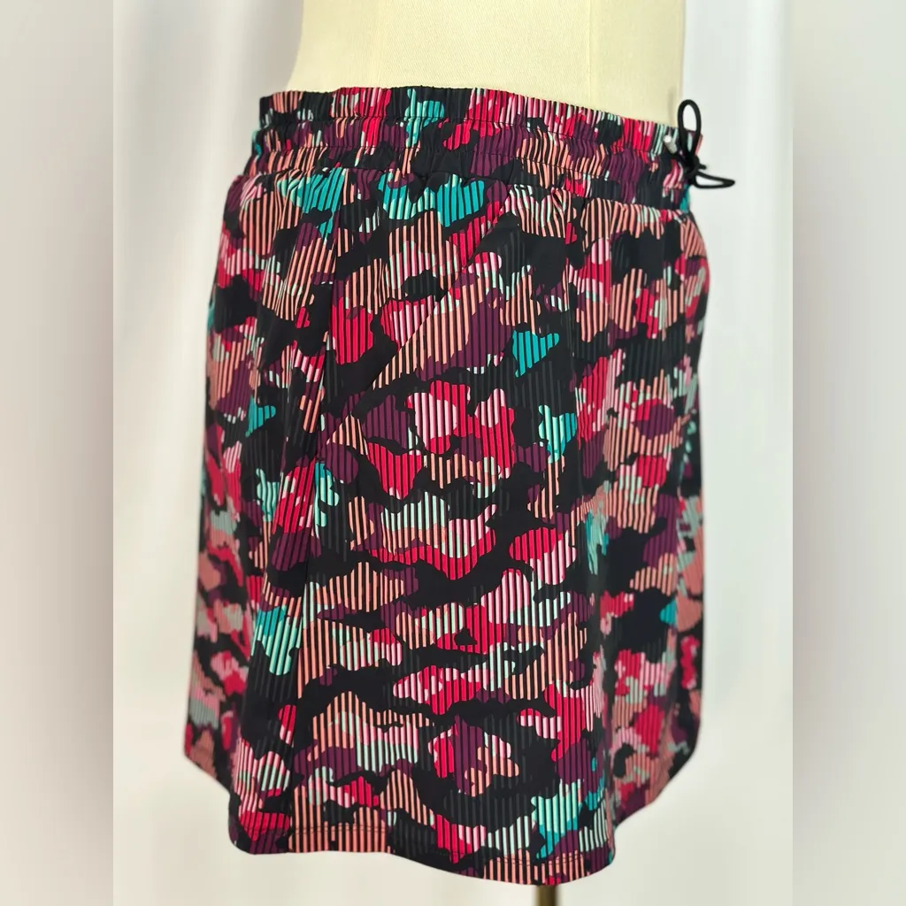 Xersion Multicolor Patterned Skort (858) - Image 3