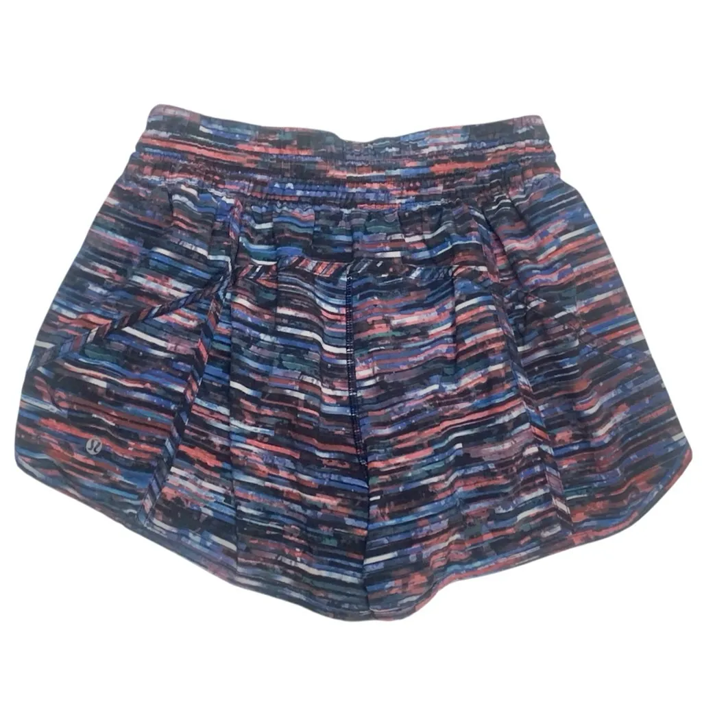 Lululemon Tracker Short V 4" Hinshu Alpine White Multi Size 8 - Image 10