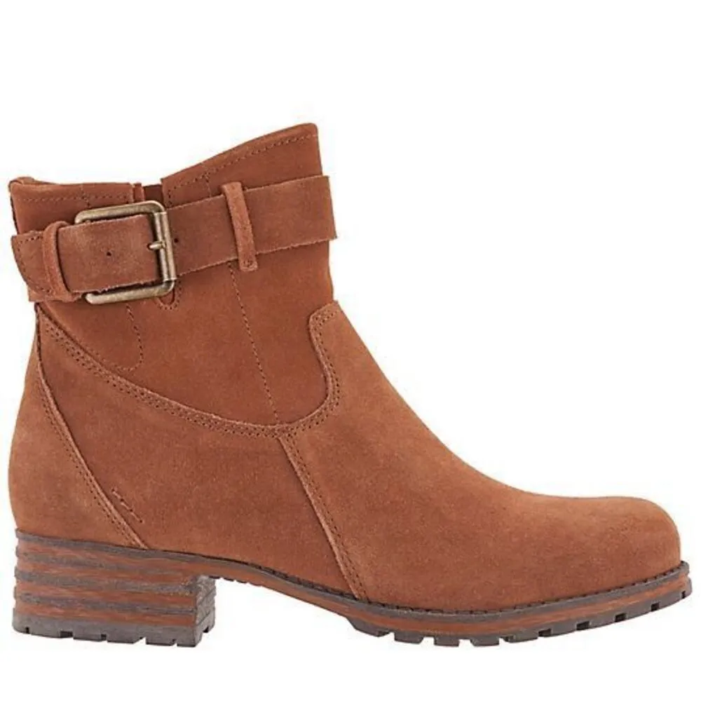 ✨Clarks Collection Suede Buckle Ankle Sz 7.5 Boots✨ - Image 2