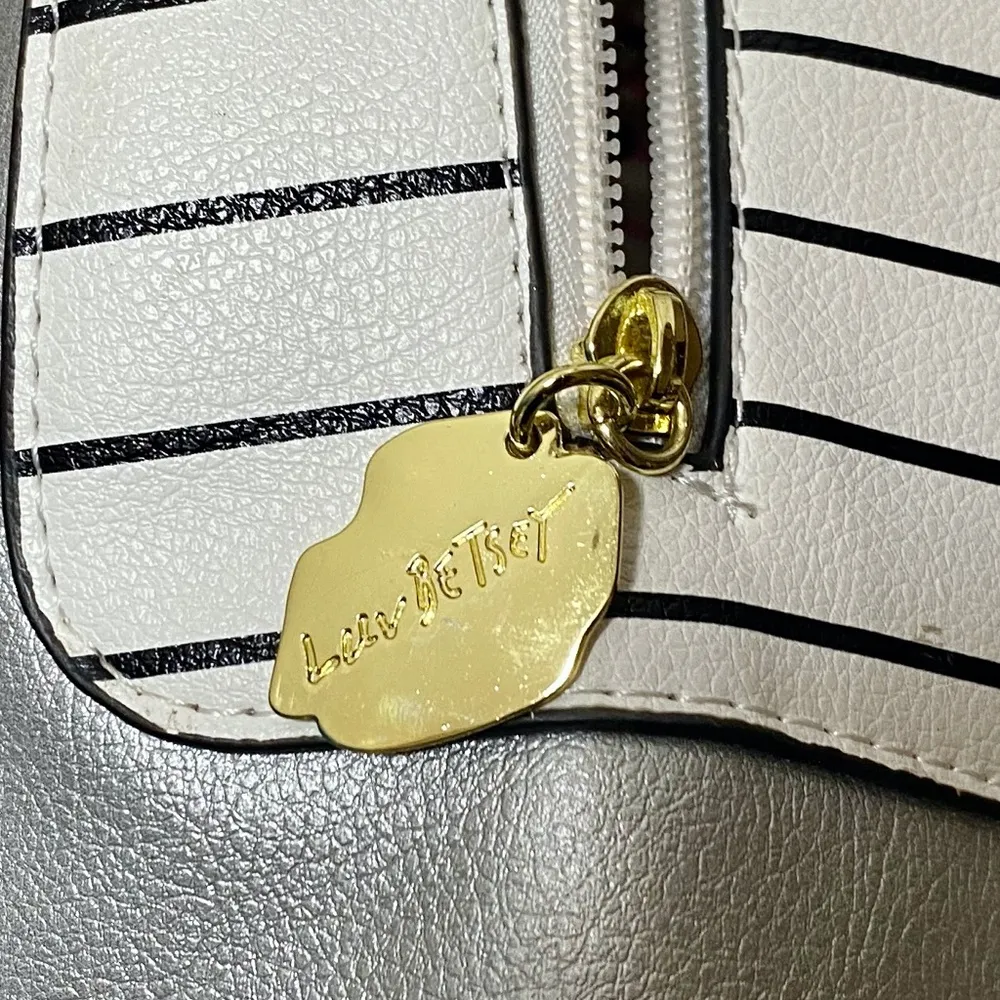 Luv Betsey by Betsey Johnson Small Silver Gray Cat Backpack - Image 7