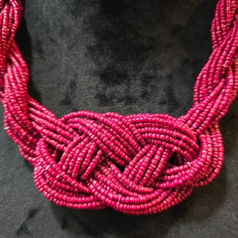 Womens Pink Seed Beads A Standing Ovation Necklace Jewelry with Lobster Clasp - Image 3