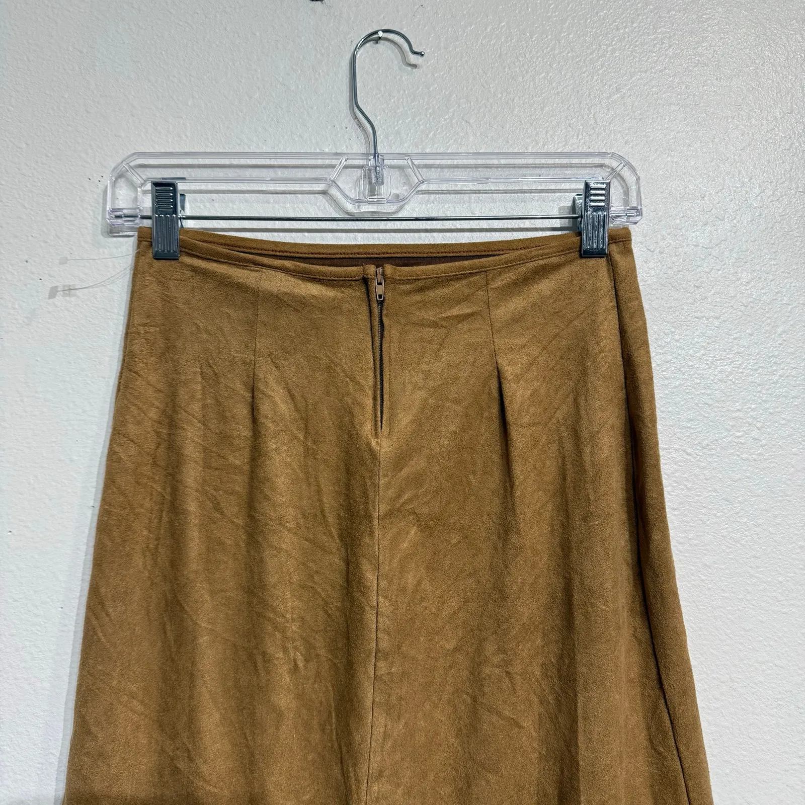Yagi USA Tan Faux Suede Fringe Midi Skirt Sz M Size M - Image 6