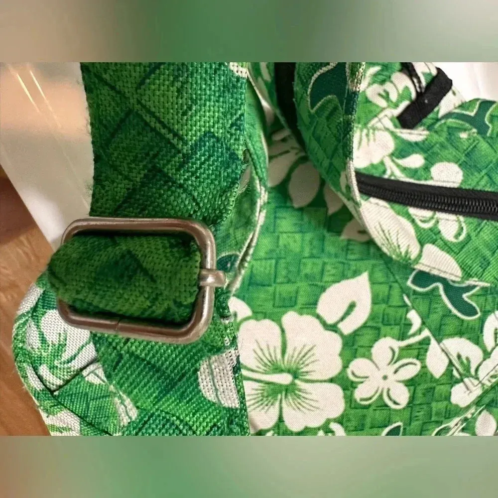Hawaii Spirit Mini Backpack Green White Flowers Adjustable straps - Image 8