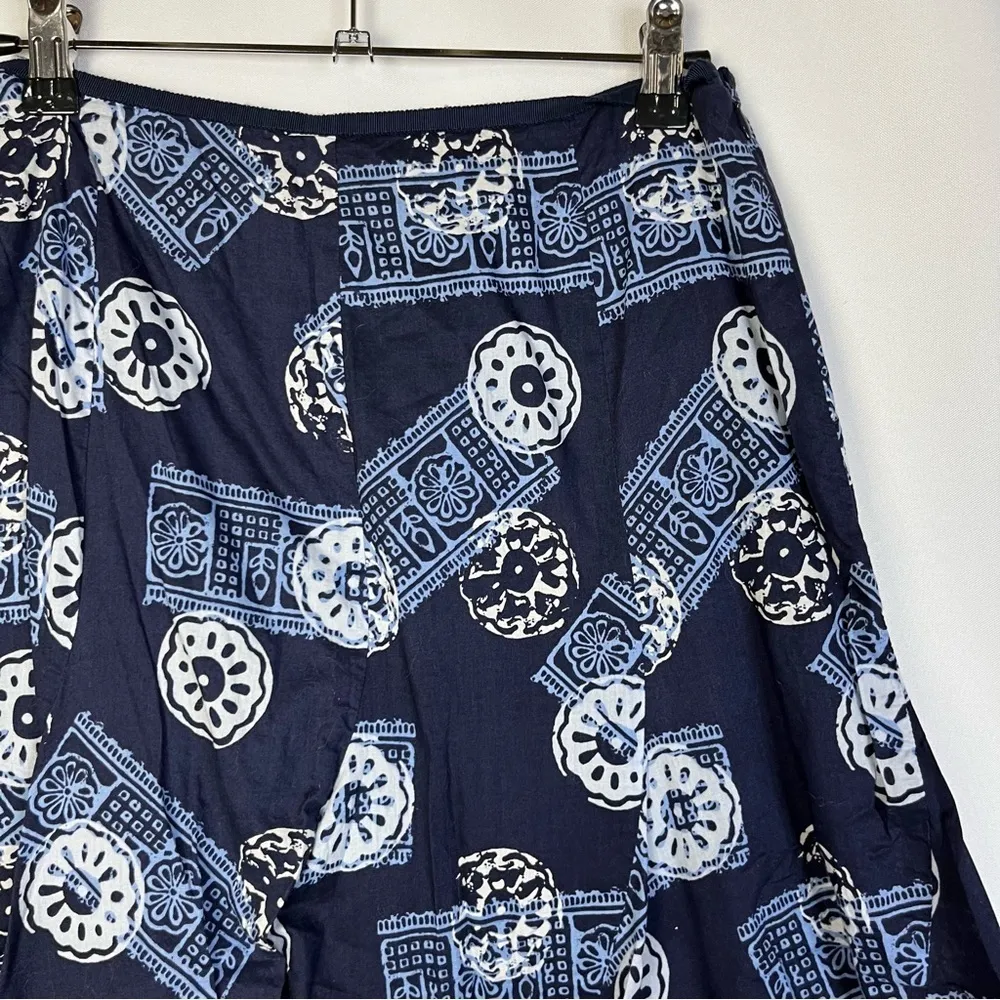 Liz Claiborne Petite Blue Hawaiian Printed Knee Length Skirt 6P - Image 3