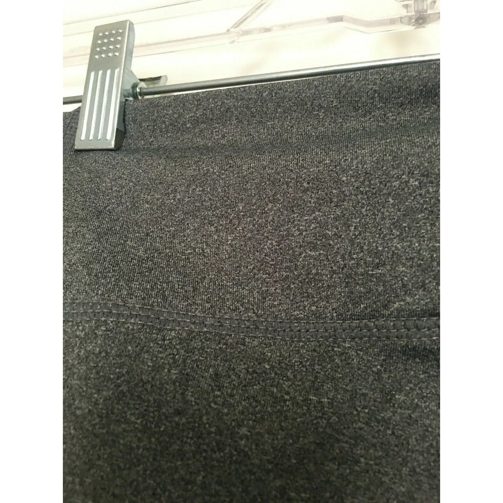 Reebok Women's Capri Leggings Yoga Running Workout Size Medium Dark Gray Black - Image 8