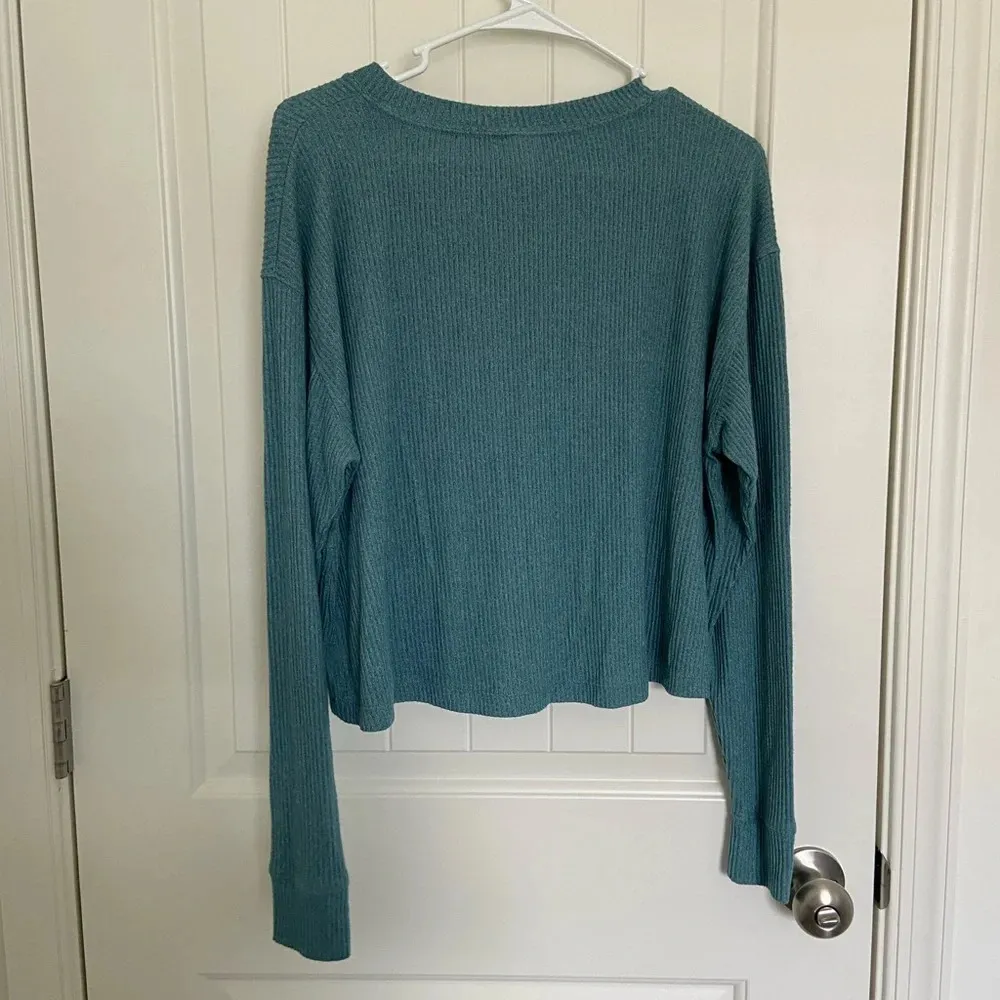 NWOT | PINK‎ Victoria’s Secret women’s ribbed cropped shirt — small - Image 6