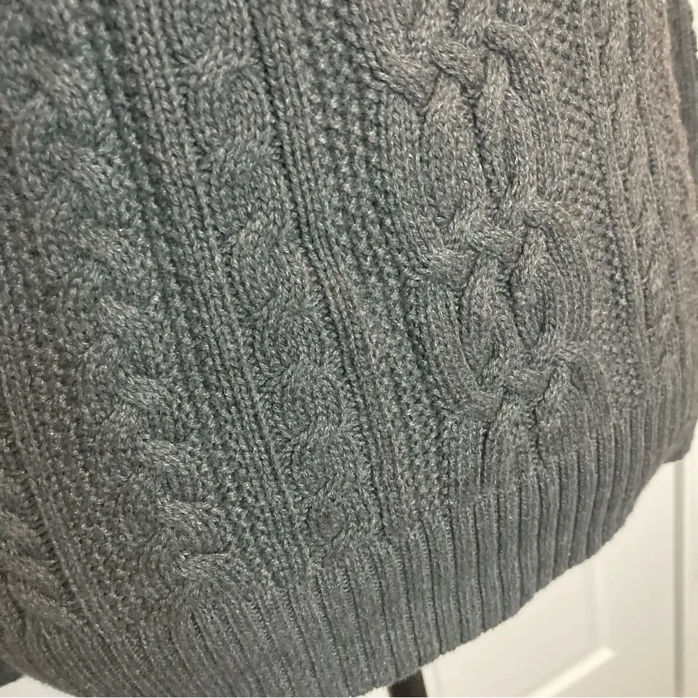 Amazon Essentials Turtle Neck Sweater - Image 3