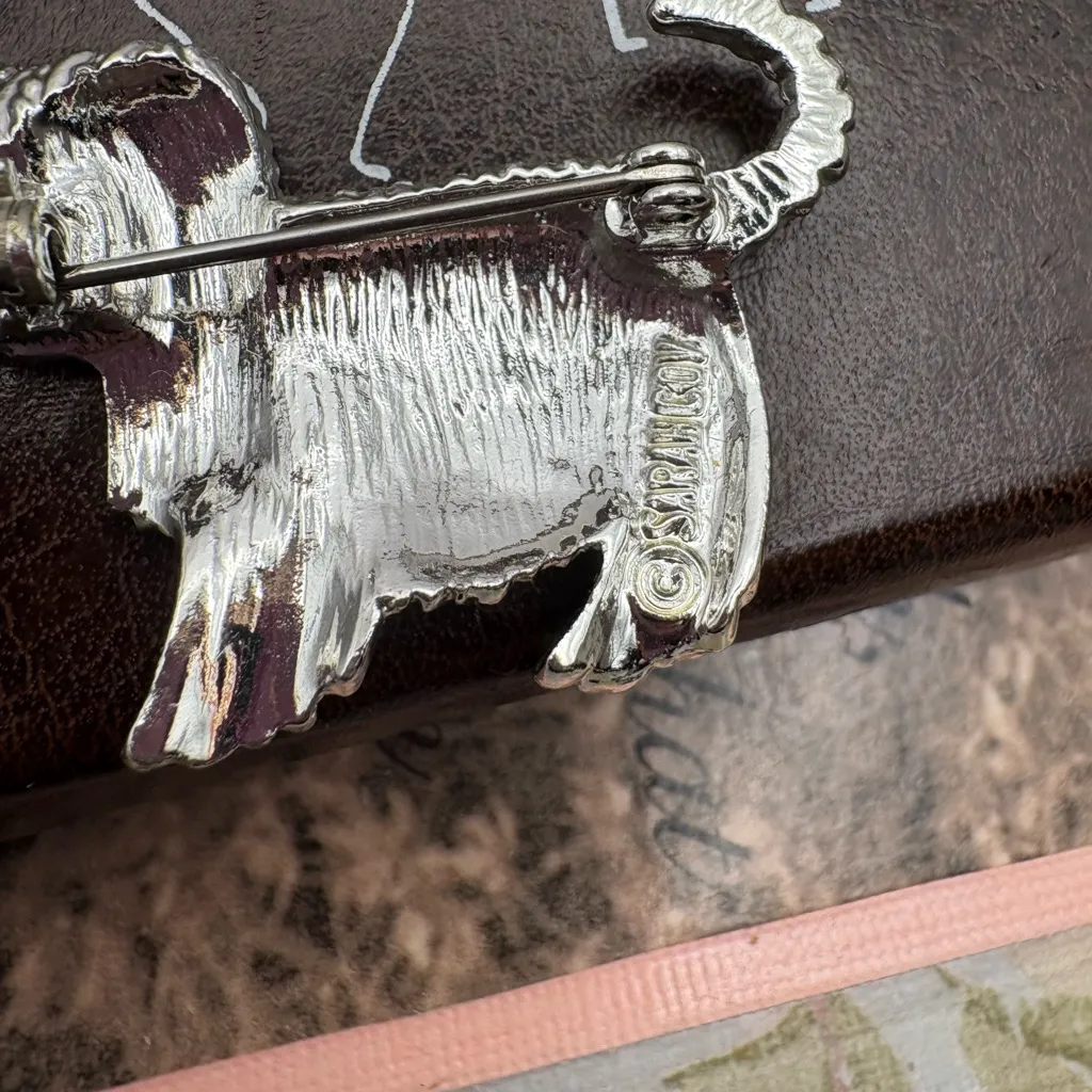 Sarah Coventry Terrier Dog Brooch Silver Tone Vintage Pin - Image 4