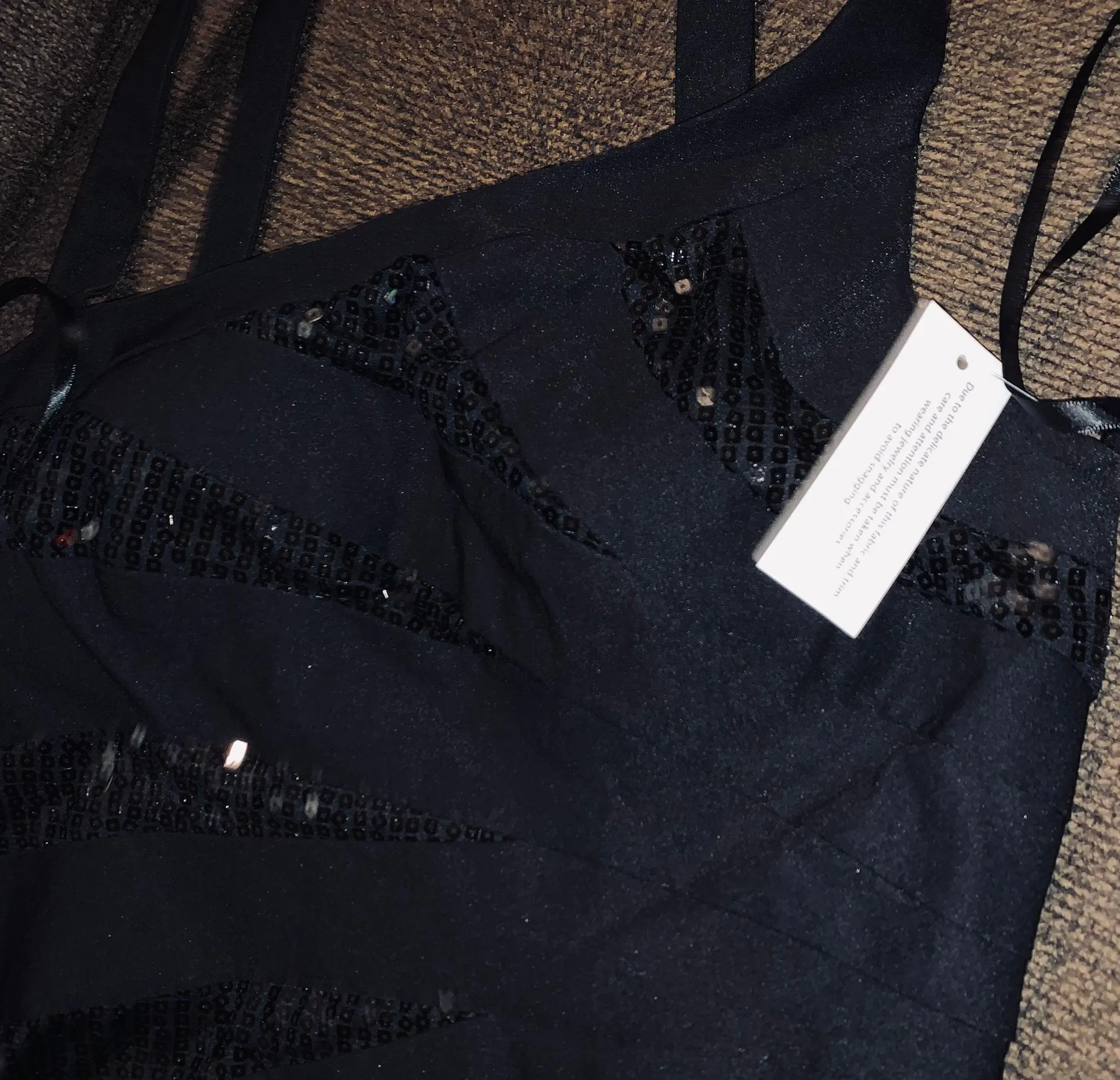 City triangle sequins mini dress  - Image 9