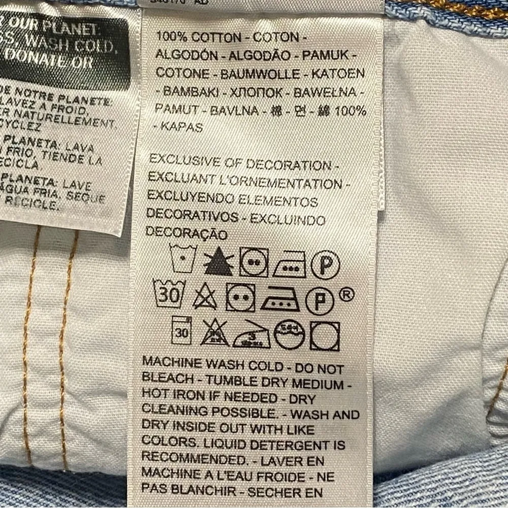 Levi’s 501 High Rise Jean Shorts 32 Light Wash Raw Hem Distressed Button Fly - Image 7