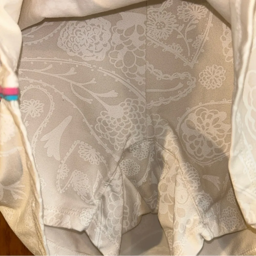 Lilly Pulitzer Y2K White Floral Skort with Pink and Blue Stripes USA Sz M-EUC - Image 3