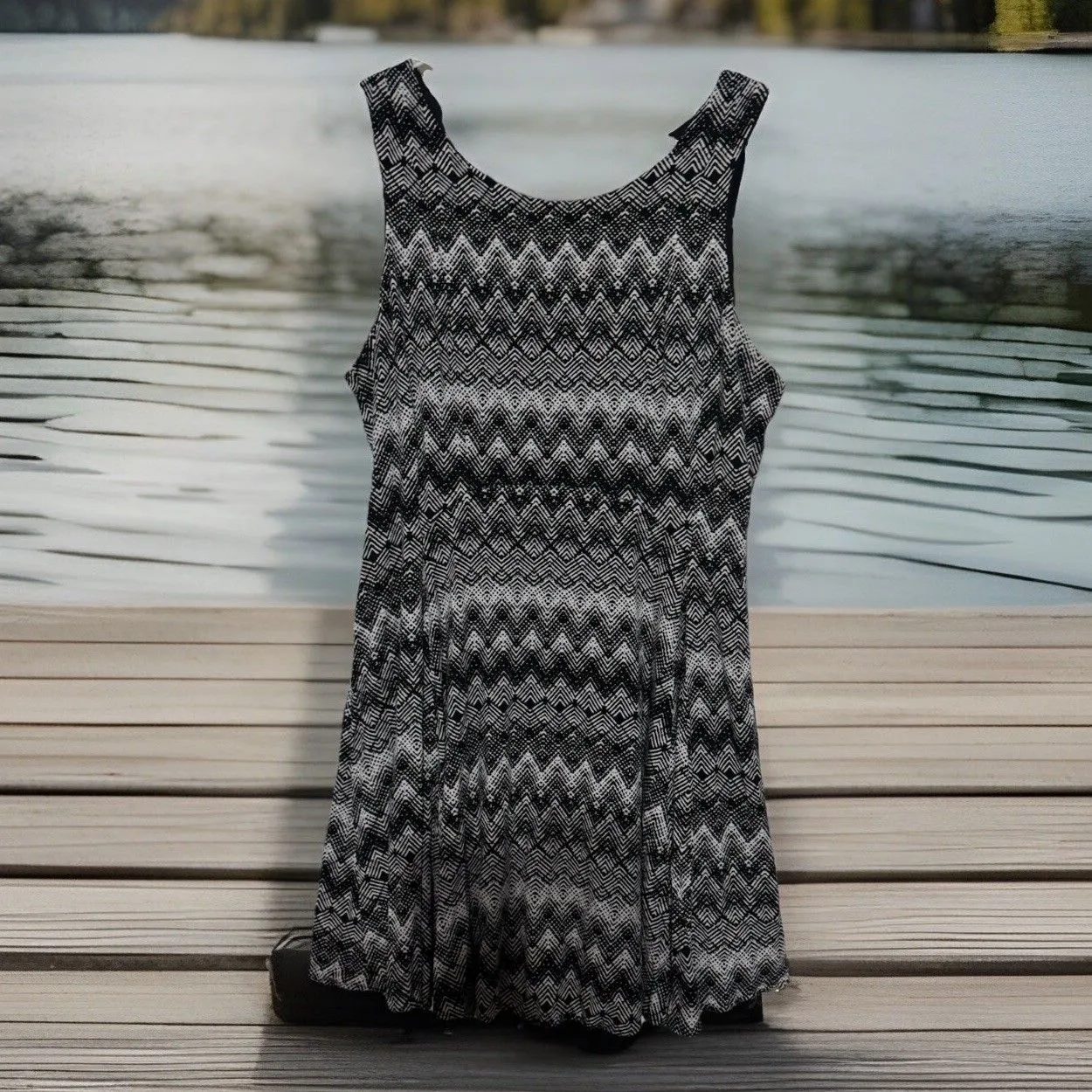 Torrid Womens A Line Dress Black White Chevron Floral Stretch Sleeveless Plus 14 - Image 4