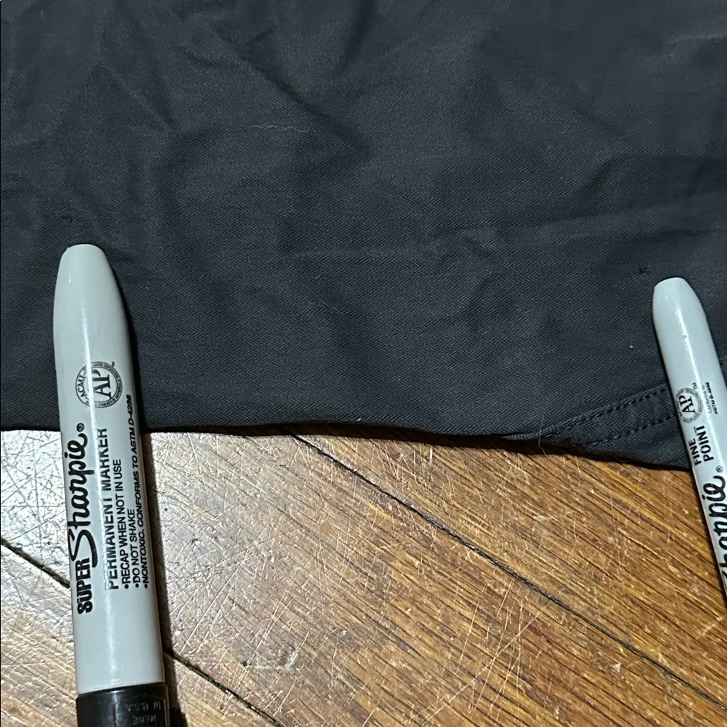 The North Face Aphrodite Hiking Pants, Cropped, Size Medium - Image 6