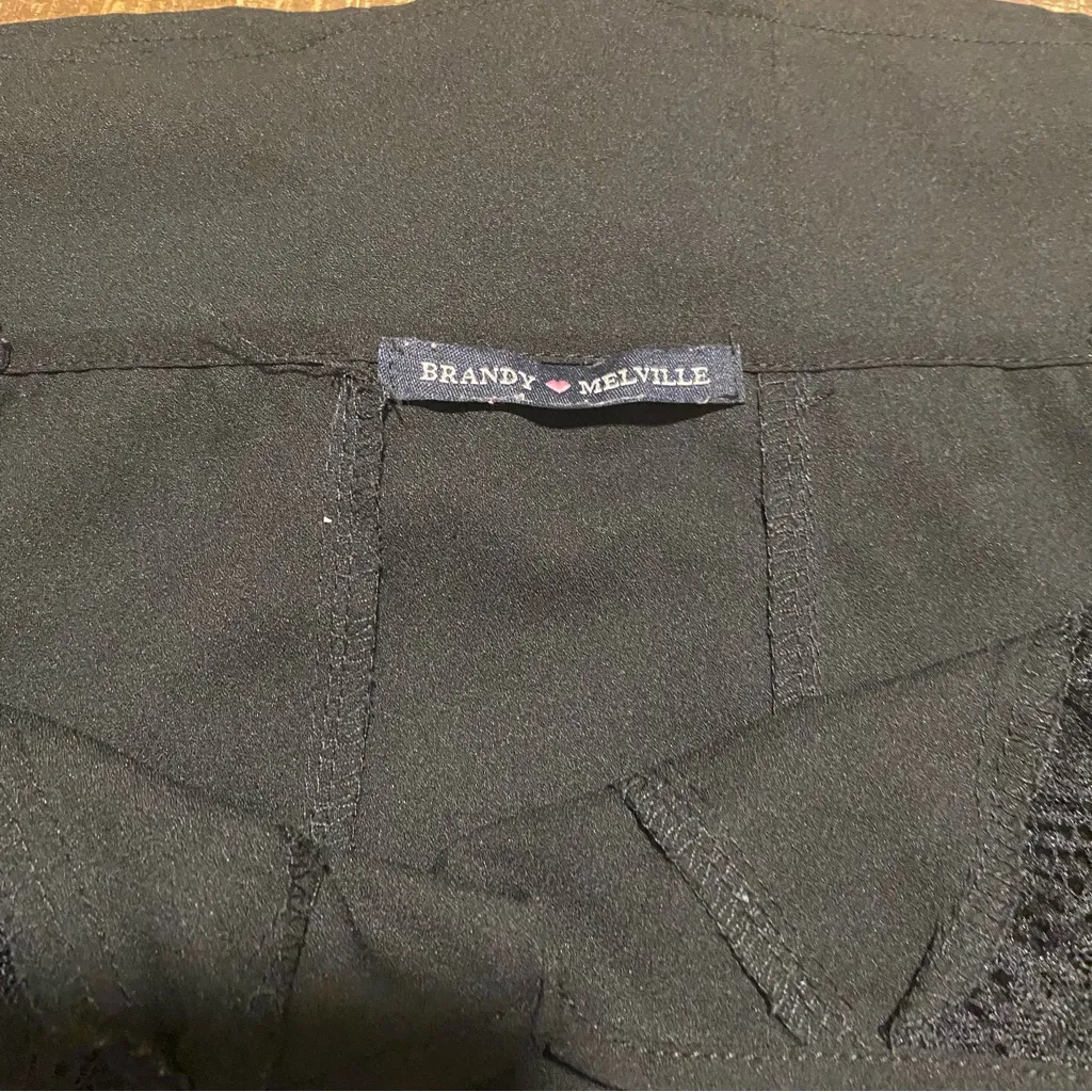 Brandy Melville Womens Small Black tank-top Sleek Preppy blouse - Image 3