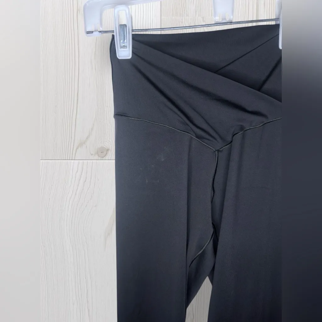 OFFLINE BY AERIE Women’s Dark Grey Athletic Yoga Leggings - Image 4