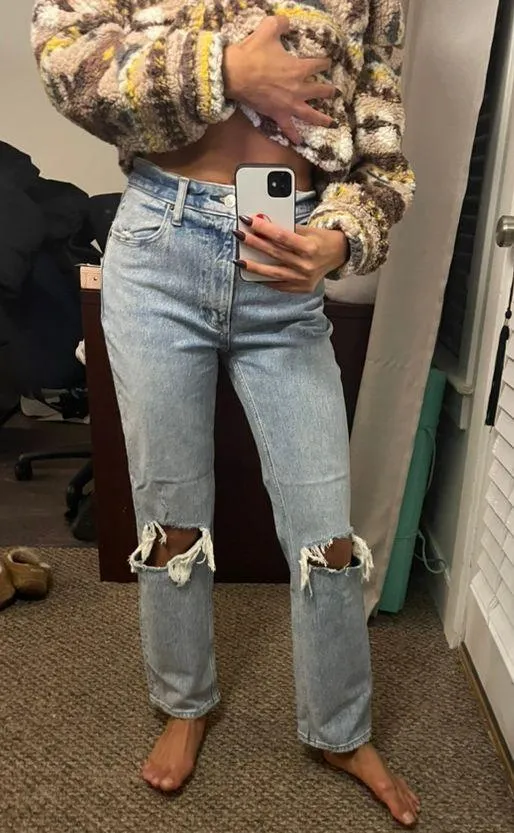 Ripped Jeans - Image 5