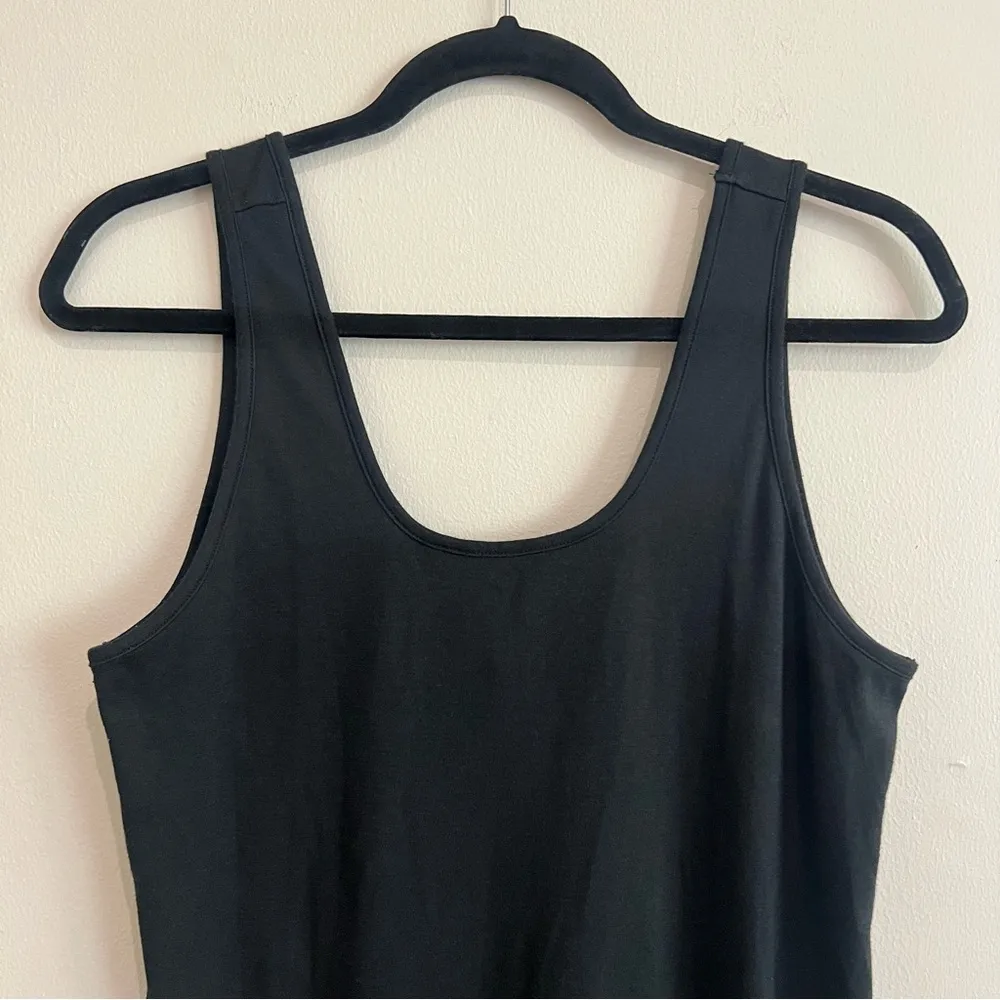 Lunya Cooldown Sleep Romper with Pockets in Black Size Small - Image 4