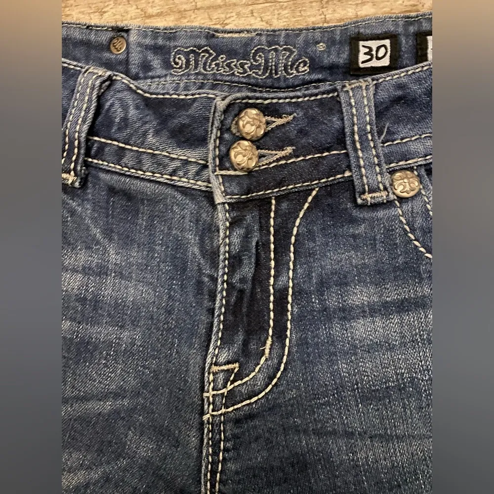 Miss Me Sequin Distressed Bootcut Jeans. - Image 6