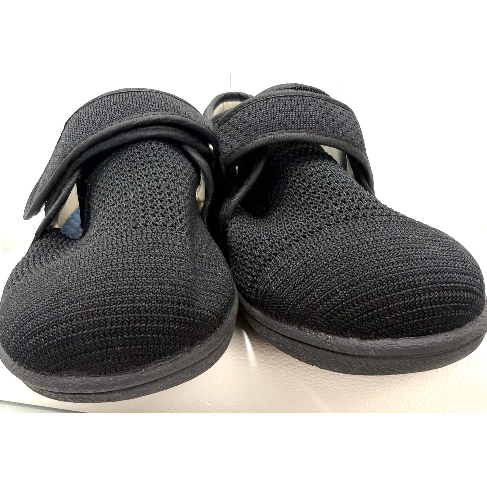 Youyun Walking Ergonomic Shoes Black Slip On UNISEX Women’s 9.5/Men’s 8.5 - Image 5