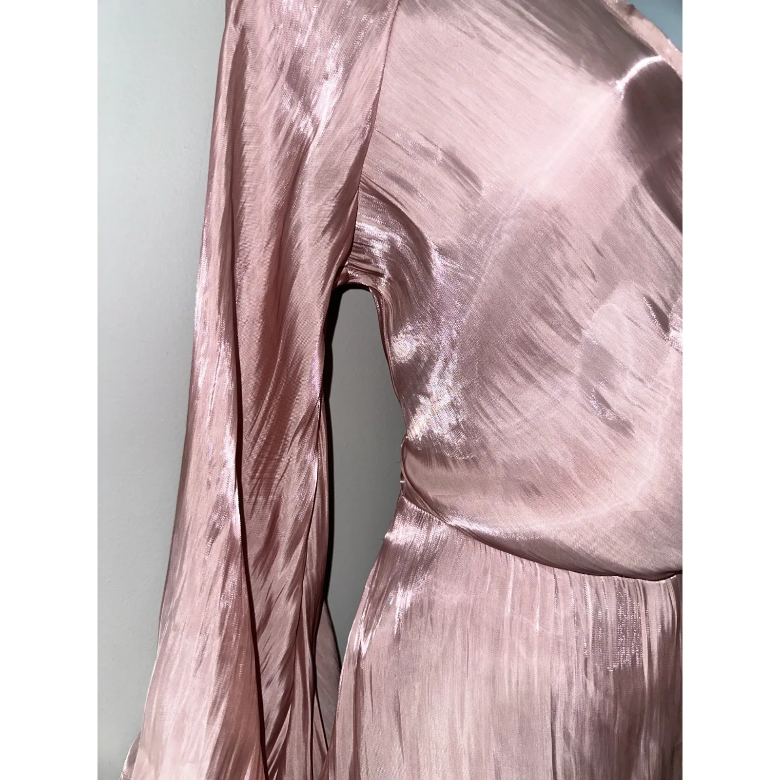 OPT MARDI WRAP V NECK‎ FEATHER LONG SLEEVE MIDI DRESS MILKSHAKE PINK NWT SIZE S - Image 4