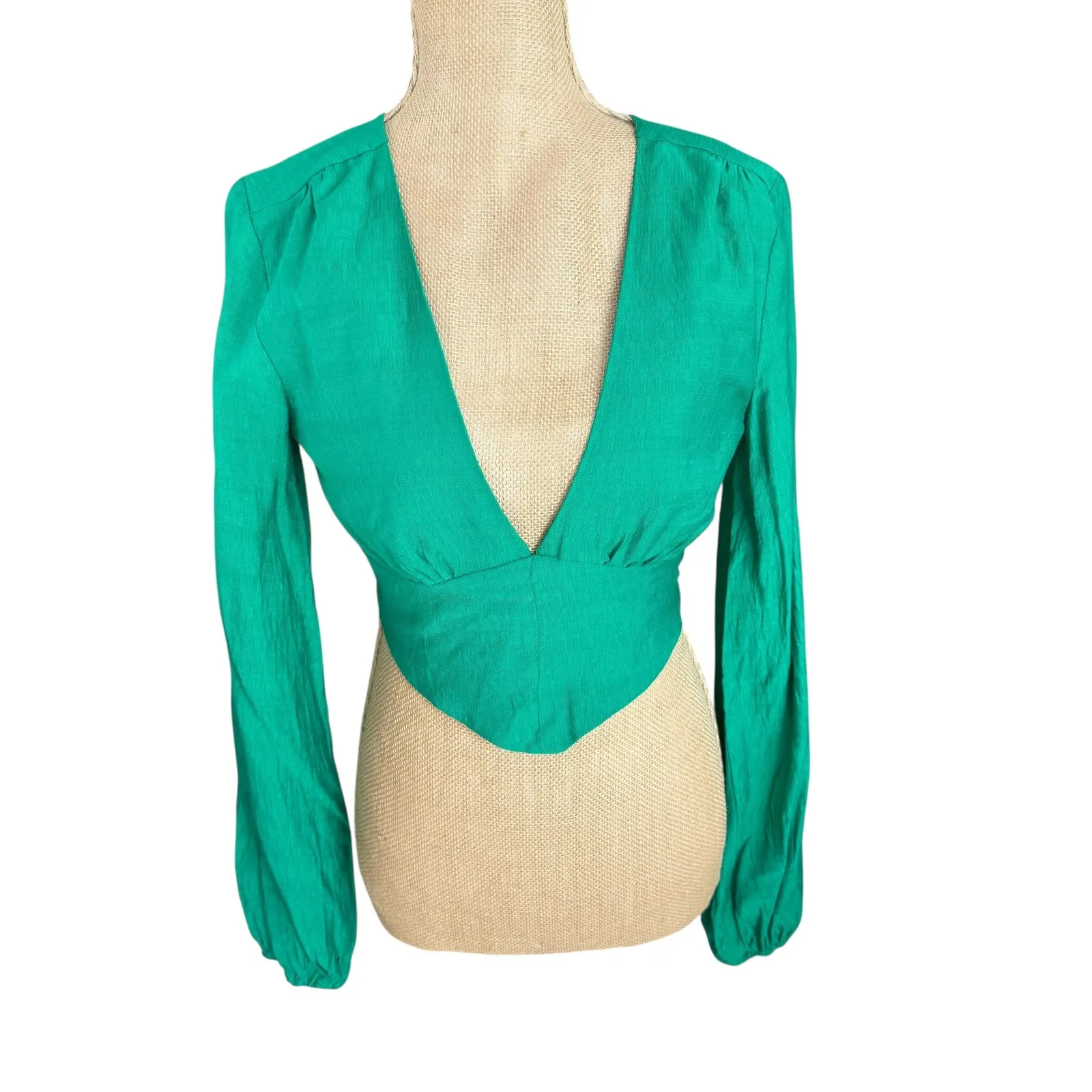 Lulus Green Tie Back‎ Crop Top Plunging V Neck Long Sleeve Blouse XS - Image 2