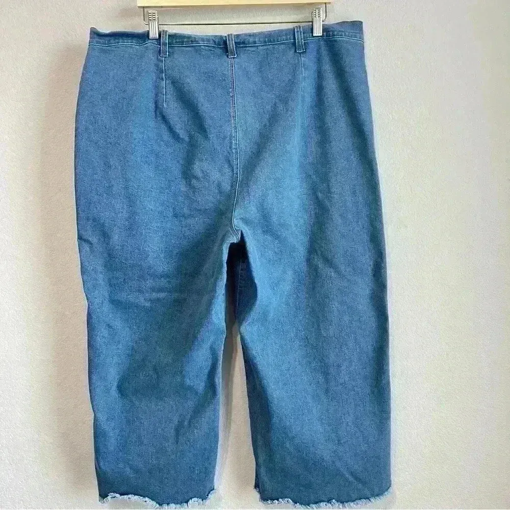 Mark. Crop Wide Leg Raw Hem‎ Blue Denim Women’s Size 22W Boho Hippie Pants - Image 2