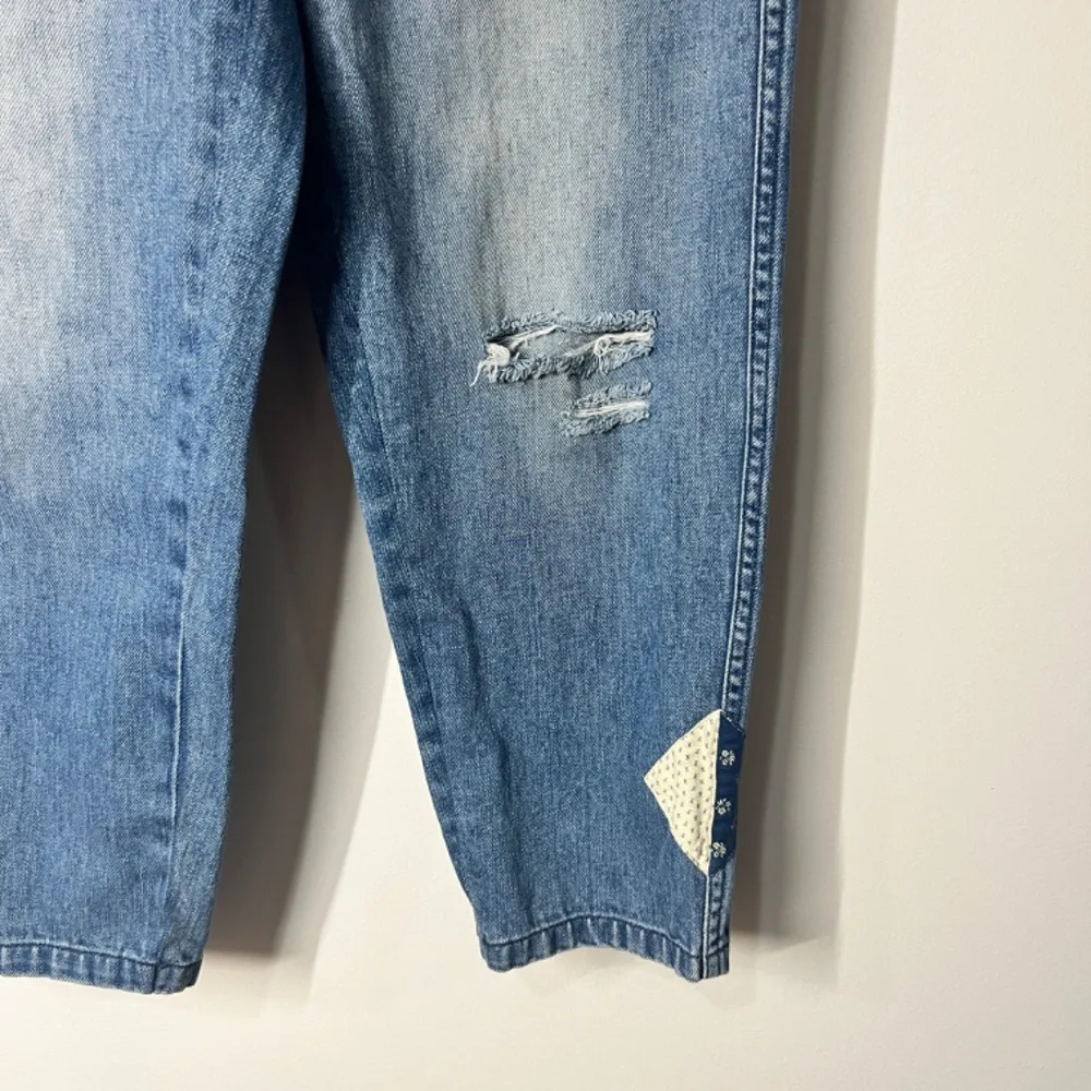 We The Free Down To Earth Patched Jean Size 28 - Image 3