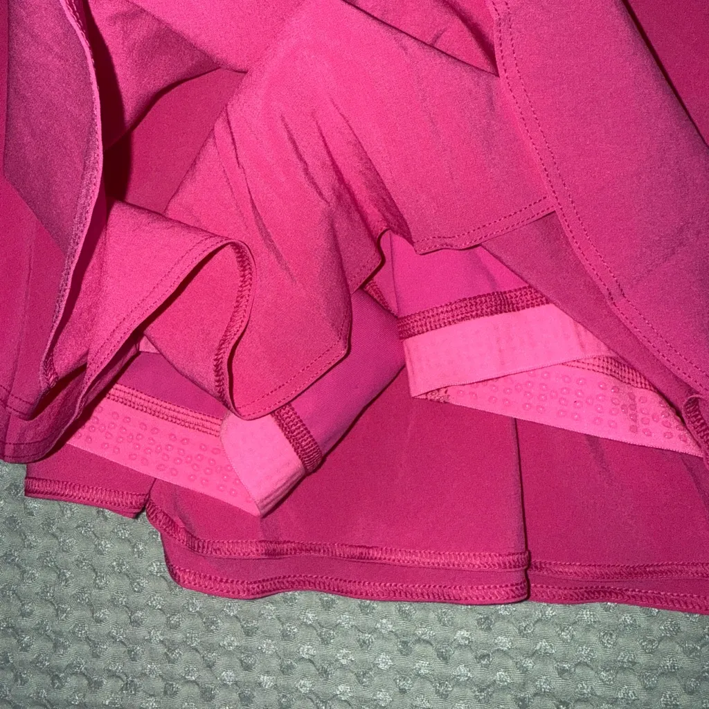 Lululemon Court Rival High Rise Skirt in Sonic Pink
Size 12 - Image 3