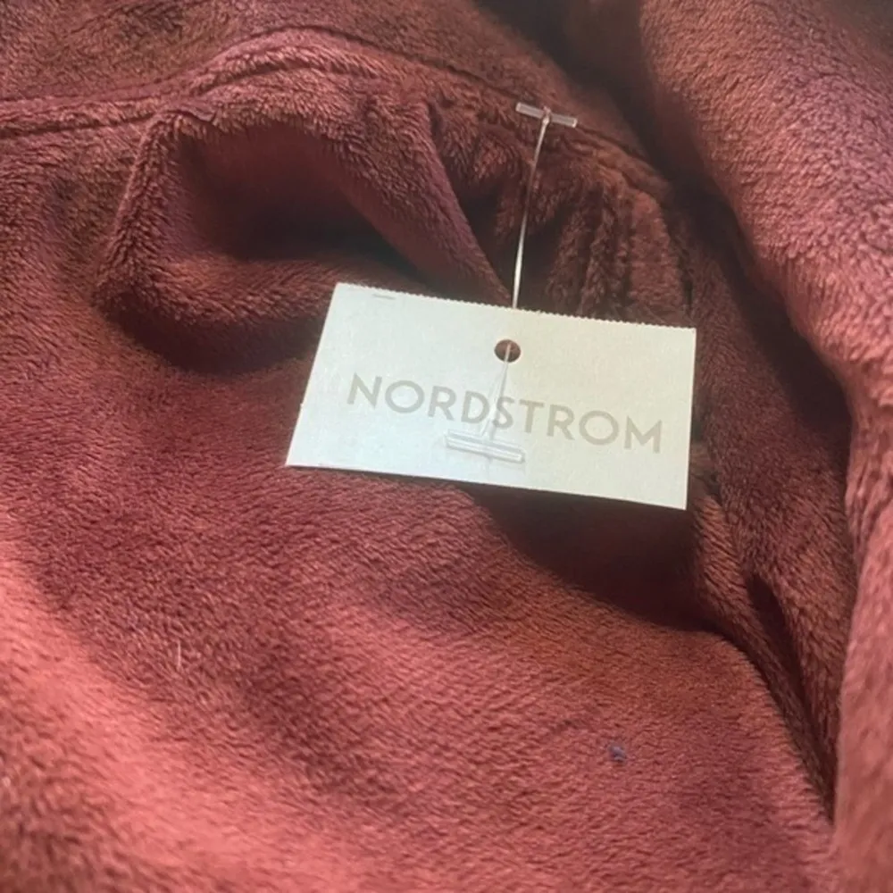 The North Face Shelbe Raschel Reversible Fleece Lined Pullover in Root Brown XS - Image 11