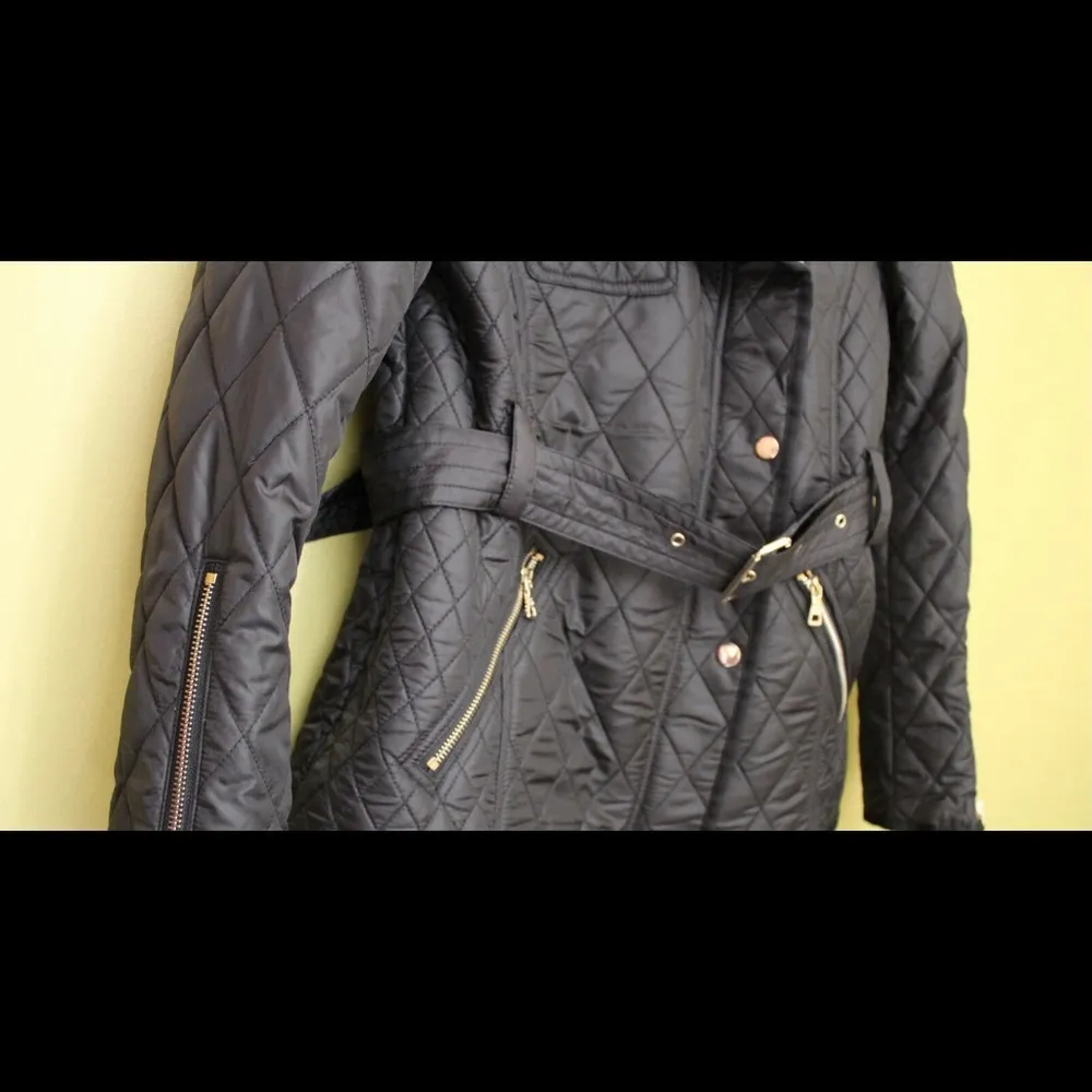 Sam Edelman Women’s Faux Fur Quilted Black Belted Jacket. - Image 6